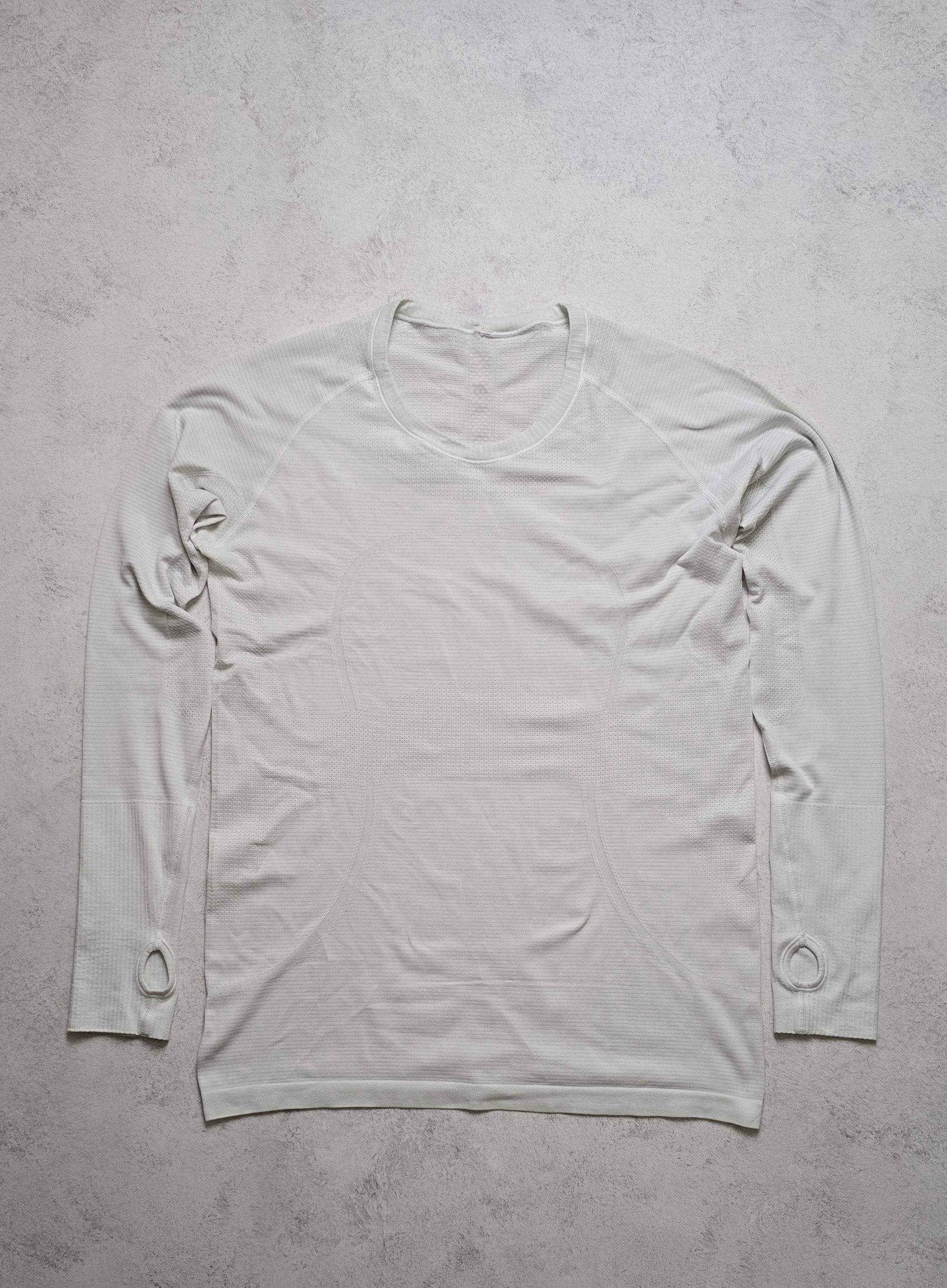 Lululemon Lululemon Top Run Swiftly Tech Long Sleeve Shirt Yoga Gym Size XL / US 12-14 / IT 48-50 - 1 Thumbnail