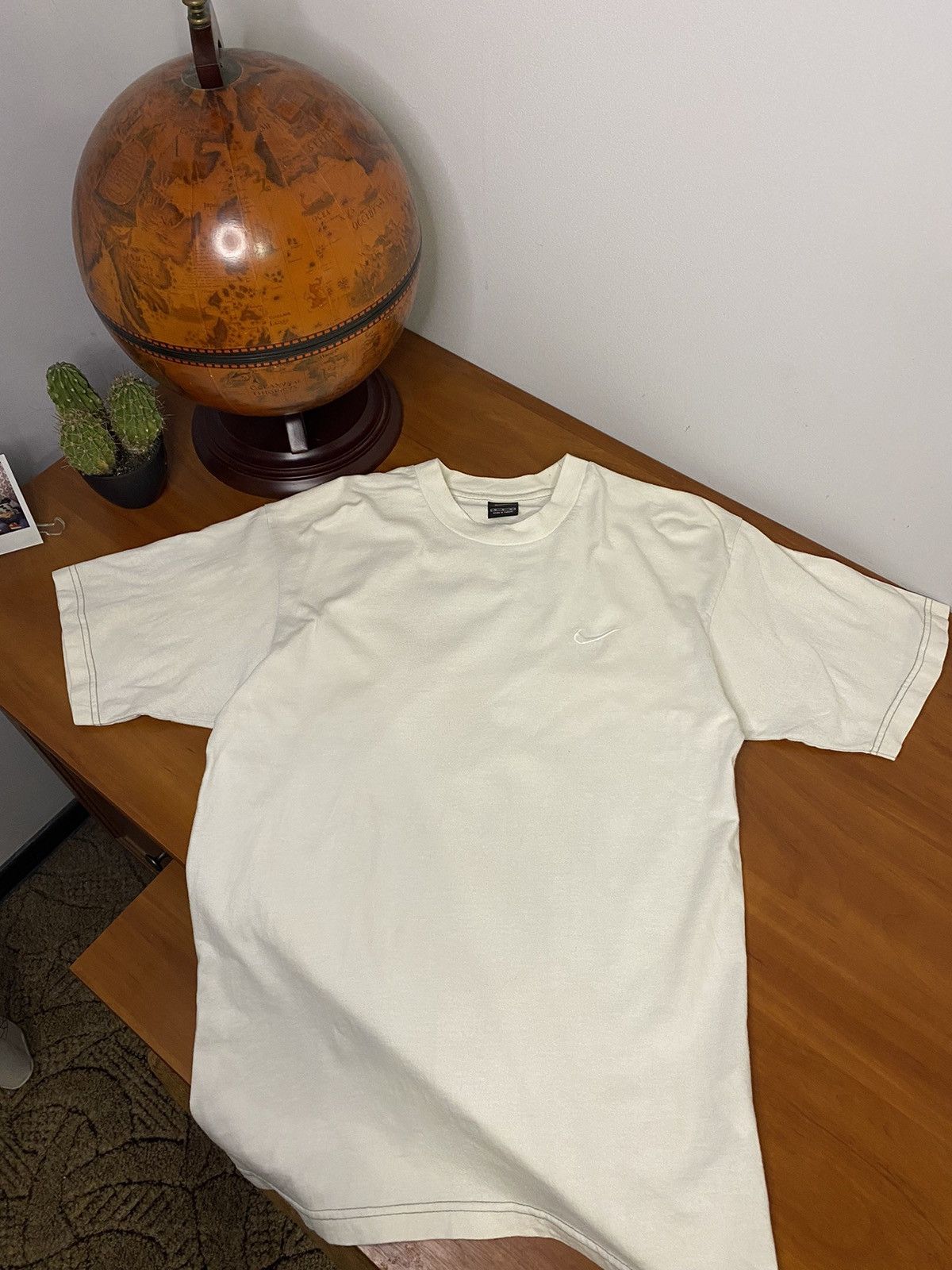 Nike Vintage Black Tag 90s Nike Small Swoosh Basic Wased Tee Size US M / EU 48-50 / 2 - 1 Thumbnail