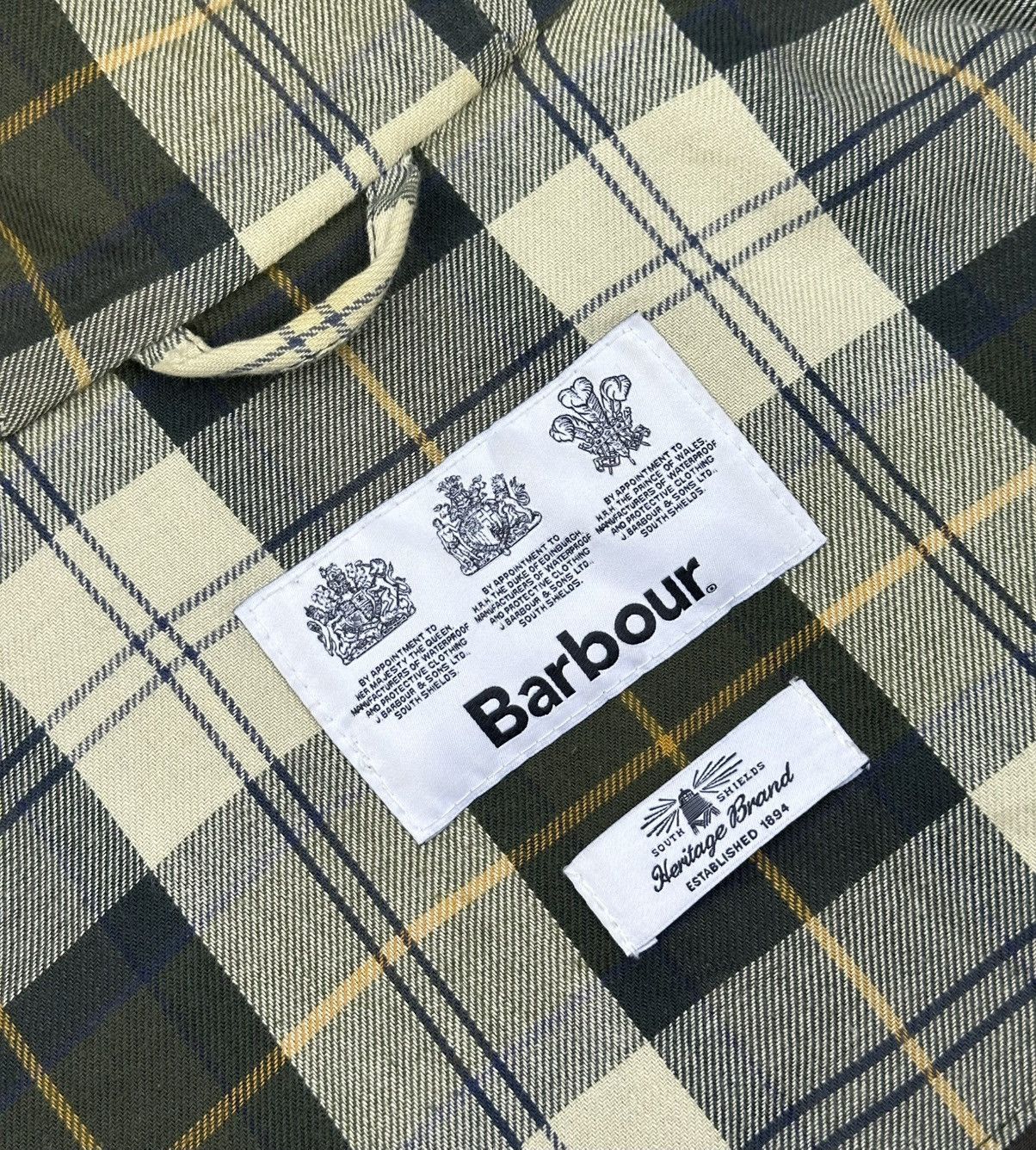 Barbour Barbour Rain Parka Waxed Cotton Green Women’s Jacket UK 12 Size M / US 6-8 / IT 42-44 - 14 Thumbnail