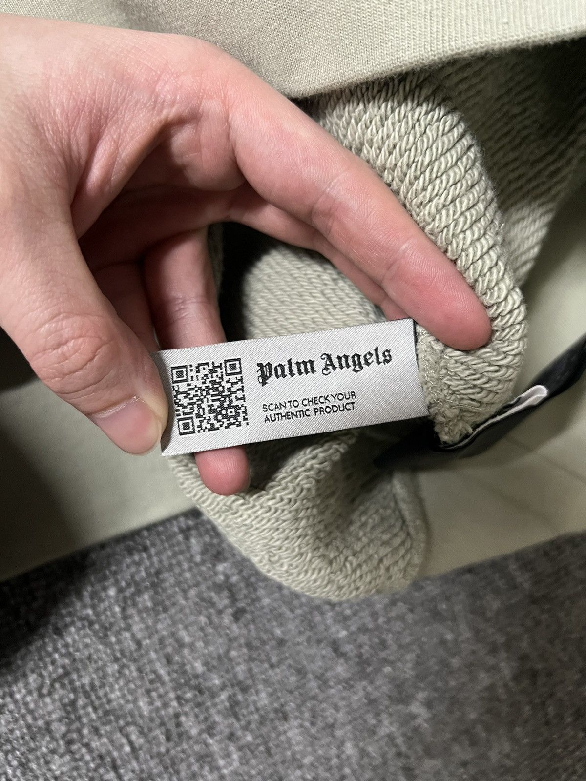 Palm Angels 「retail💲595」Brand new palm angels x smiley juggler crewneck Size US S / EU 44-46 / 1 - 9 Thumbnail