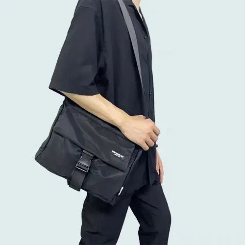 Japanese Brand High Street Retro Large Capacity Shoulder Crossbody Bag Size ONE SIZE - 2 Thumbnail