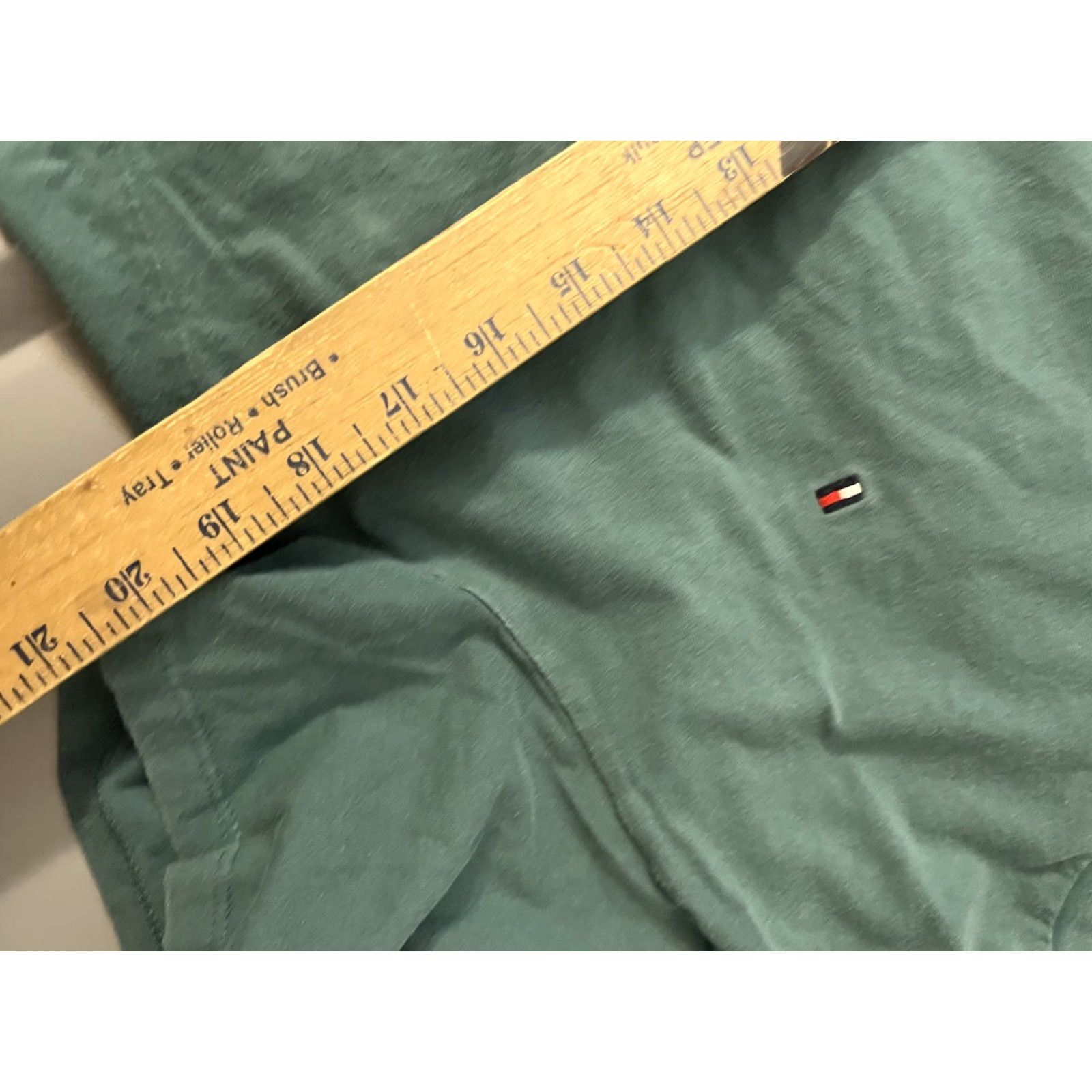 Tommy Hilfiger Tommy Hilfiger Mens Large Crew Neck T Shirt Short Sleeve Solid Green Shirt Mens L Green Logo Size US L / EU 52-54 / 3 - 5 Thumbnail