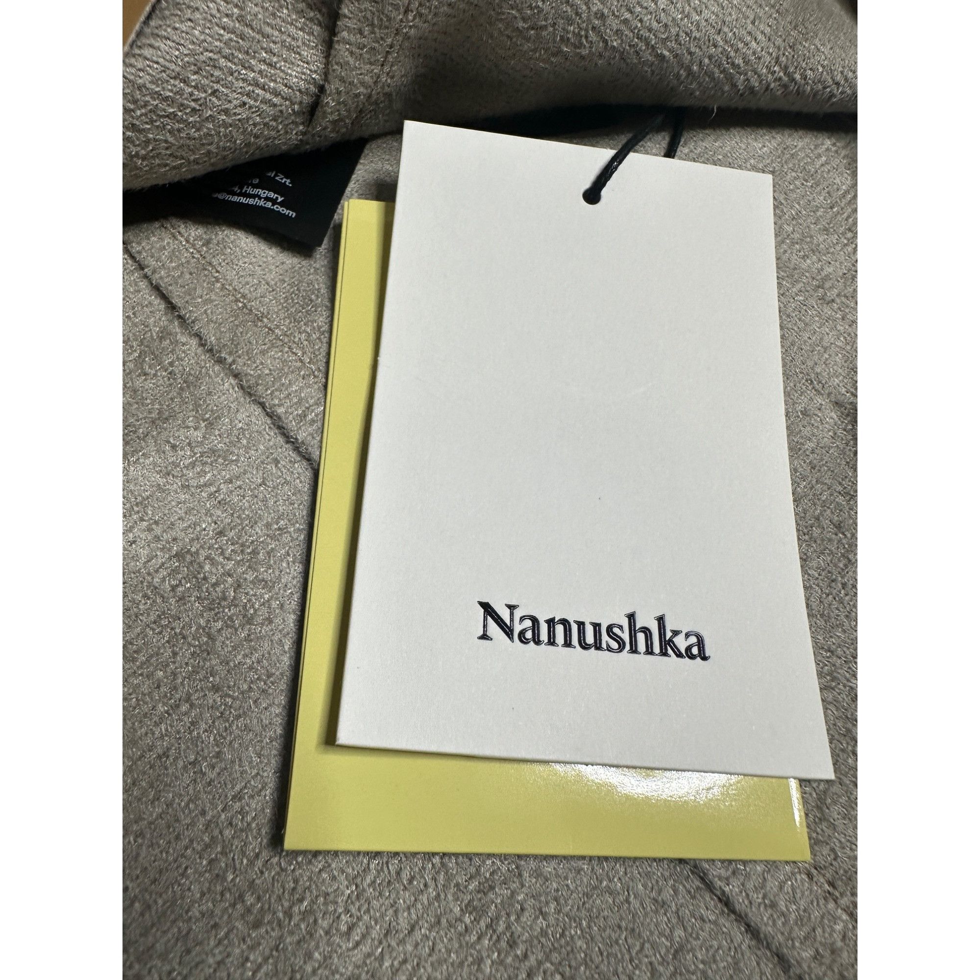 Nanushka Nanushka CLARE Okobor™Alt-Leather Shirt Button Up Short Slee Size S / US 4 / IT 40 - 5 Thumbnail