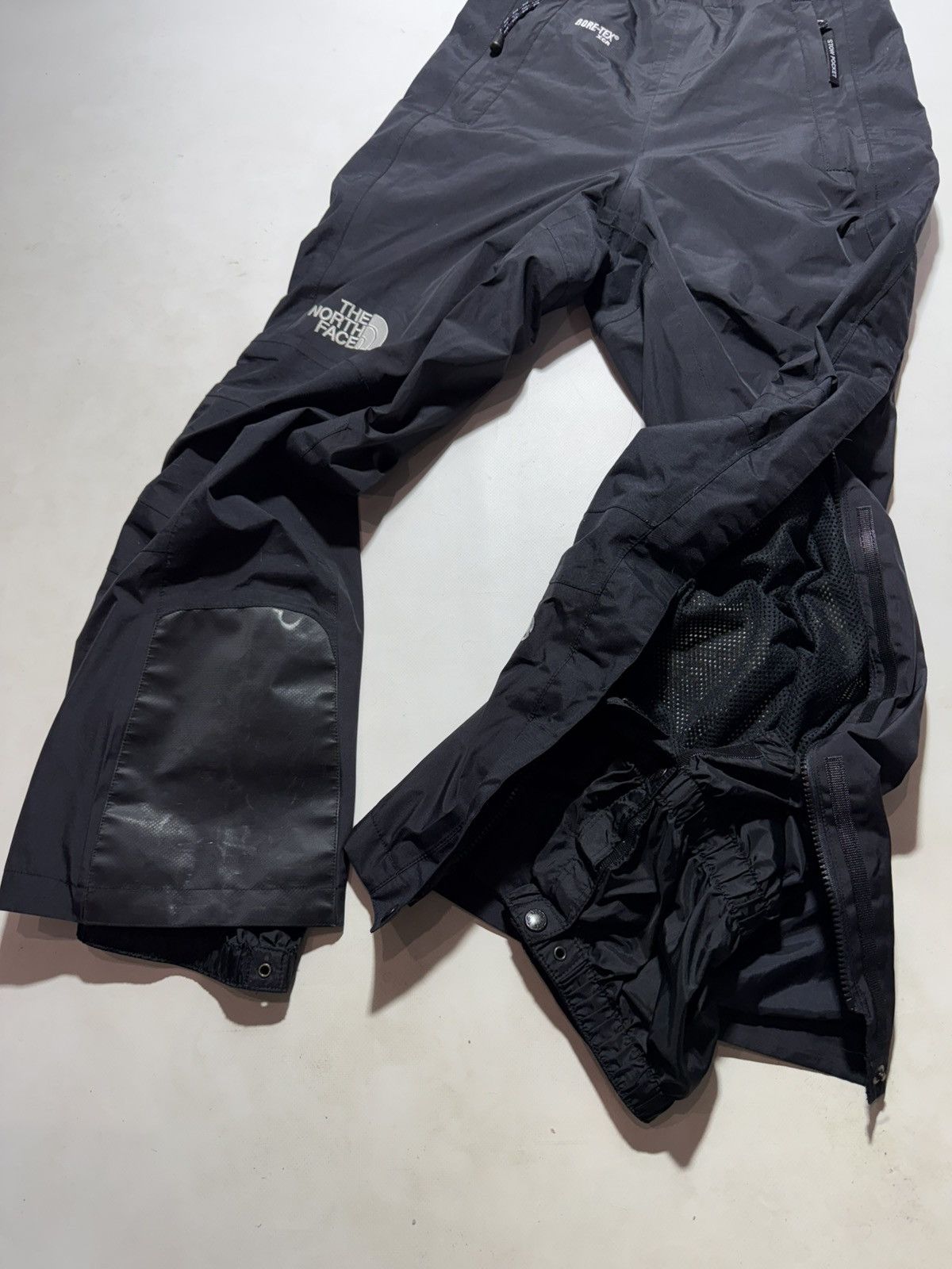 The North Face Vintage The North Face Summit Series Ski Pants Size 30" / US 8 / IT 44 - 5 Thumbnail