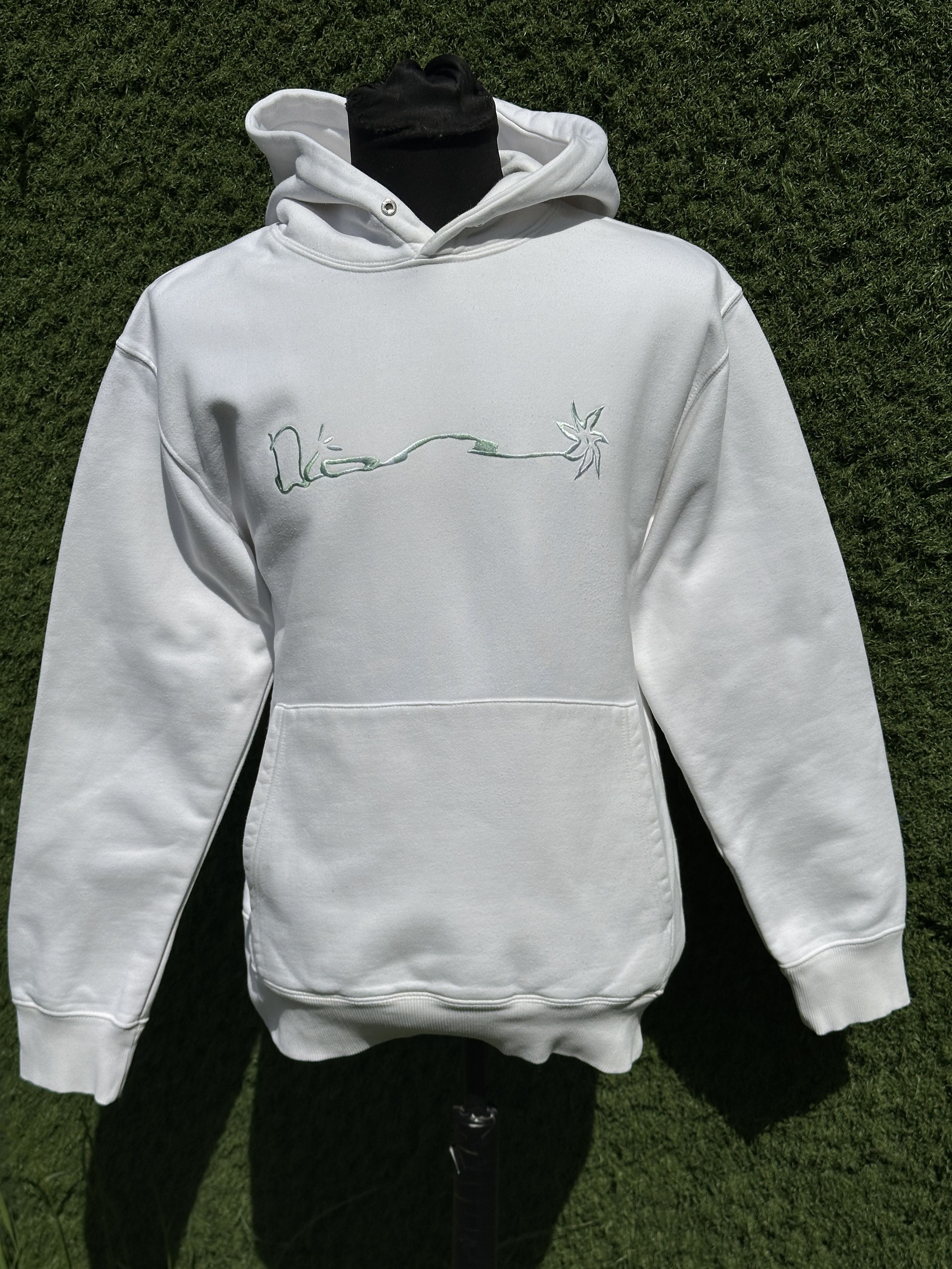 Dior Dior Oversized Embroidered Pullover Hoodie Size L Rare Size US L / EU 52-54 / 3 - 7 Thumbnail