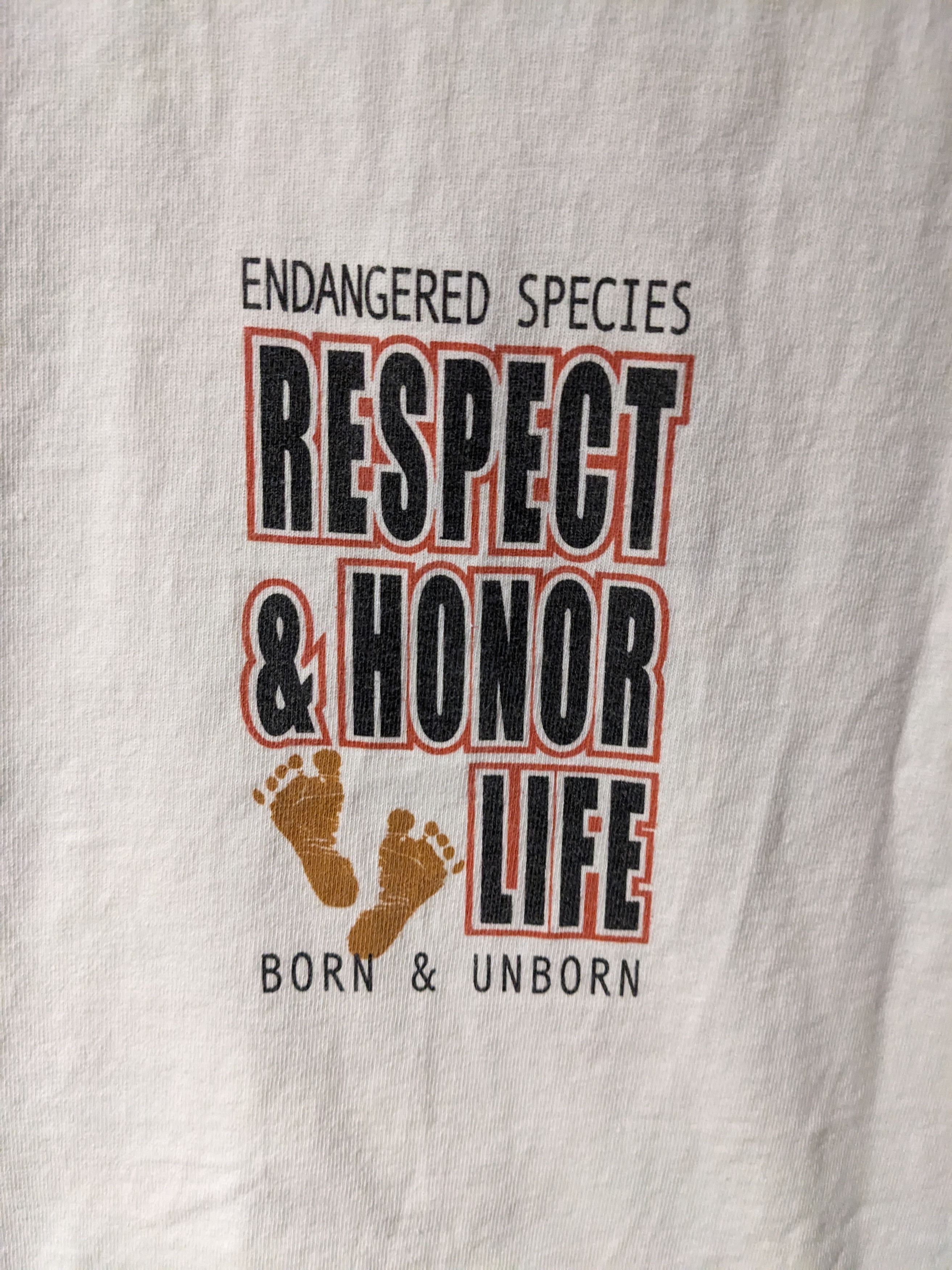 Vintage Vintage 90s Endangered Species Baby Homo Sapiens T-Shirt Size US L / EU 52-54 / 3 - 6 Thumbnail