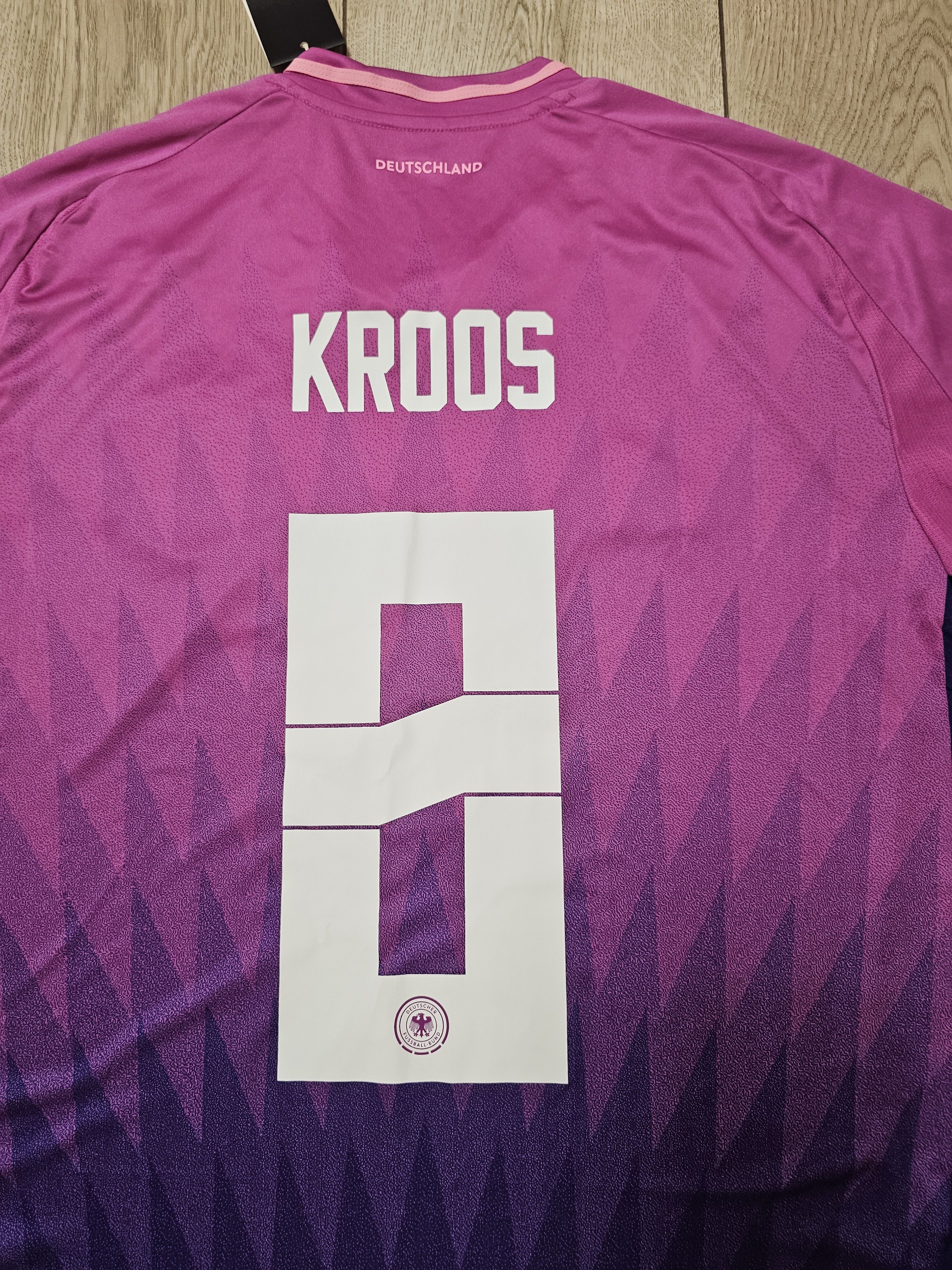 Adidas GERMANY 2024 AWAY EURO KROOS FOOTBALL SHIRT SOCCER JERSEY Size US XL / EU 56 / 4 - 5 Thumbnail