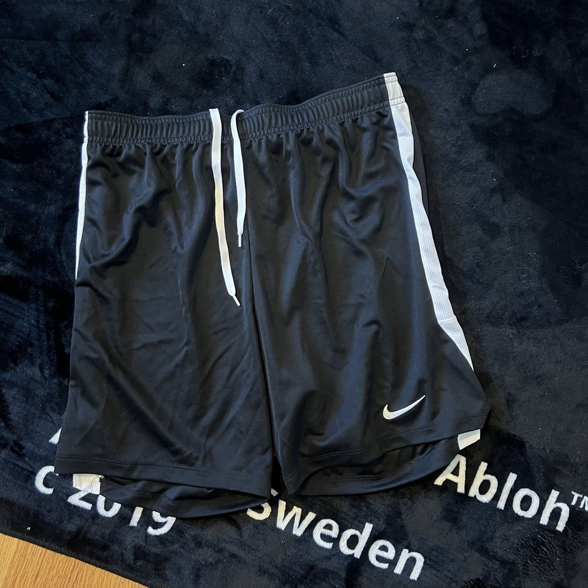 freak shorts nike