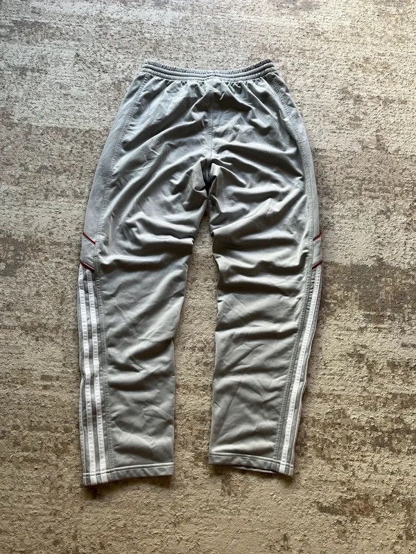 Adidas OG Adidas Track Pants Sz S Vintage 2002 Size US 29 - 10 Thumbnail