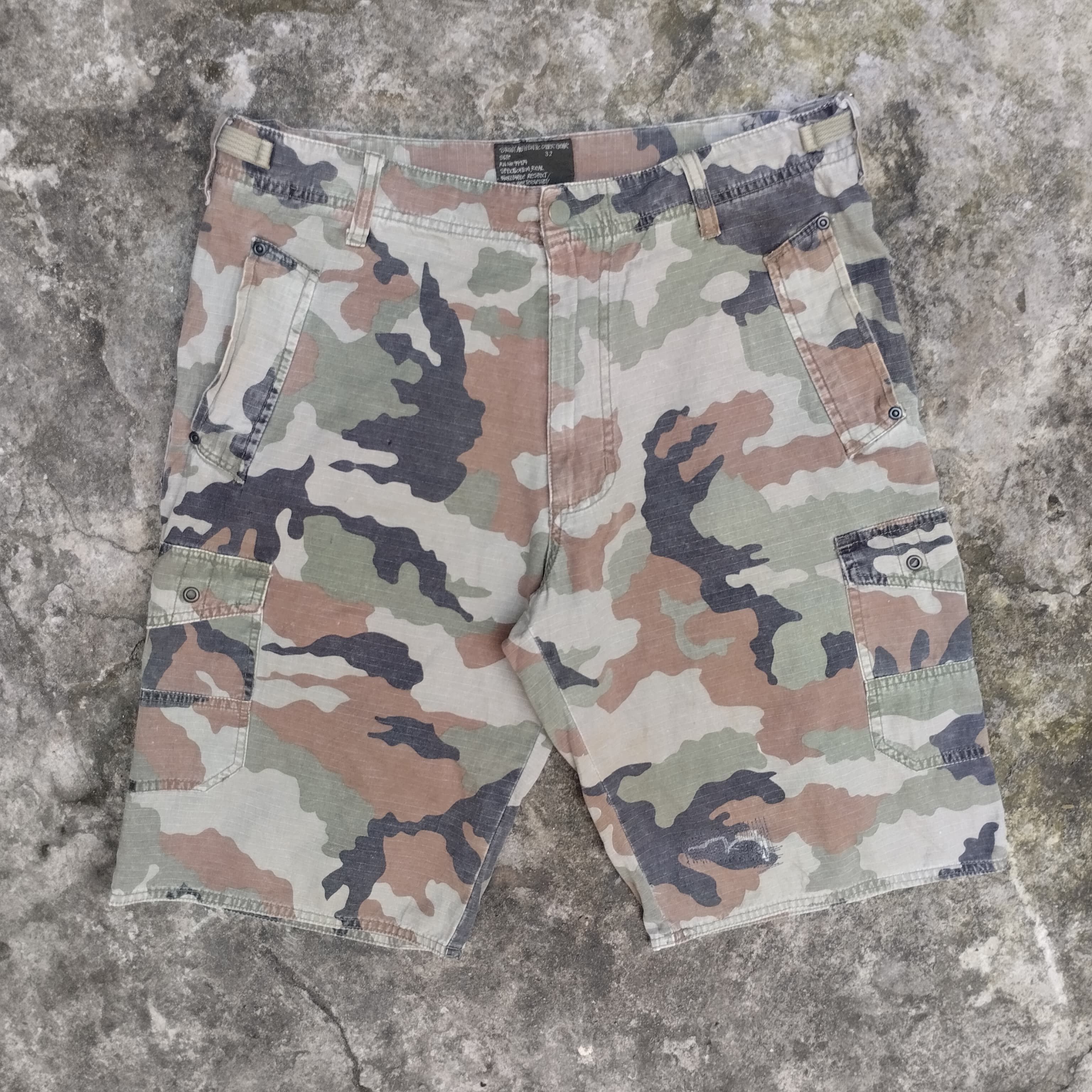 Stussy STUSSY Men's Volume Pleated Stripe Shorts | Grailed