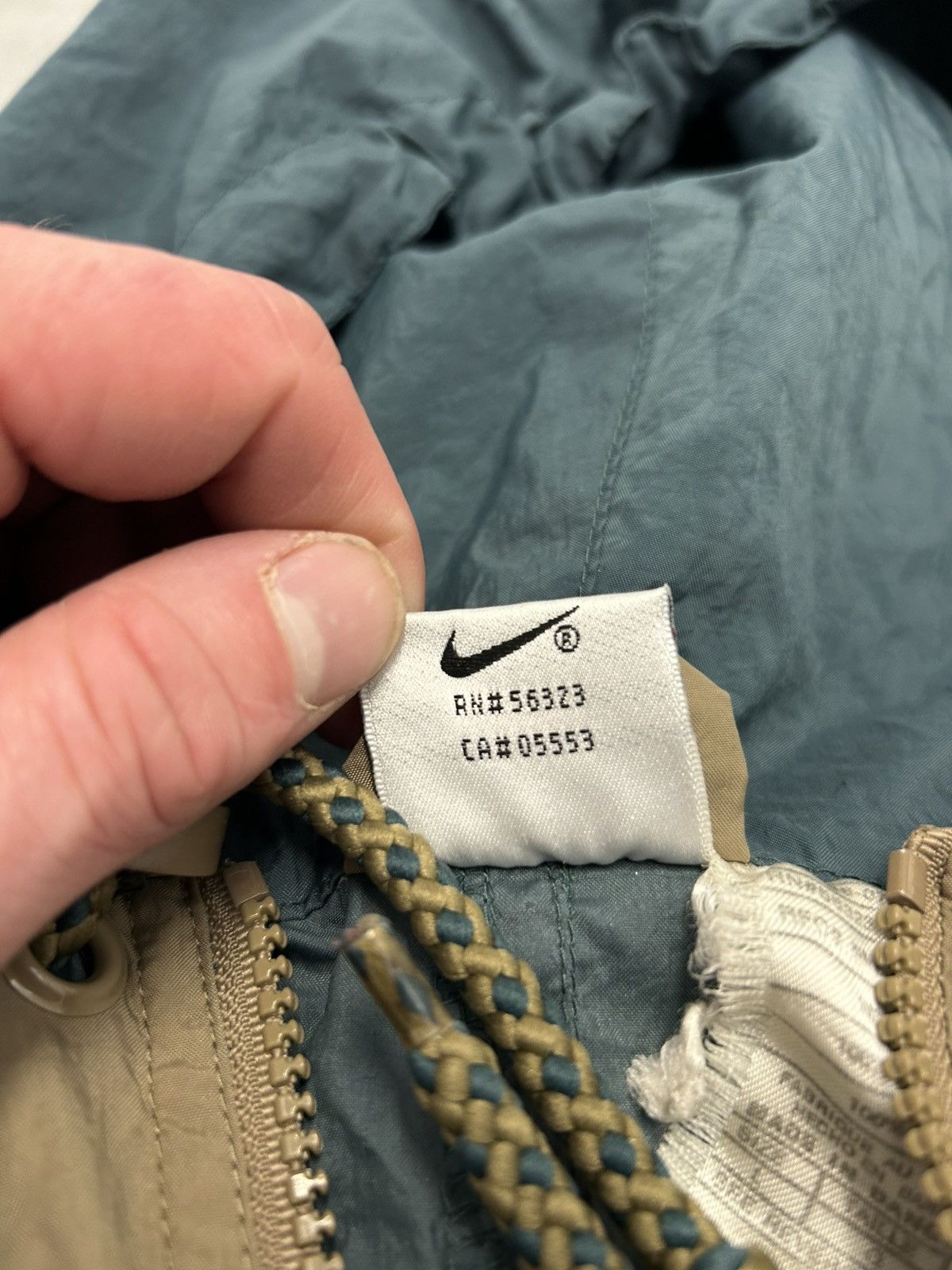 Nike × Vintage Vintage Nike Windbreaker BIG GREEN Swoosh Jacket Large Size US L / EU 52-54 / 3 - 10 Thumbnail
