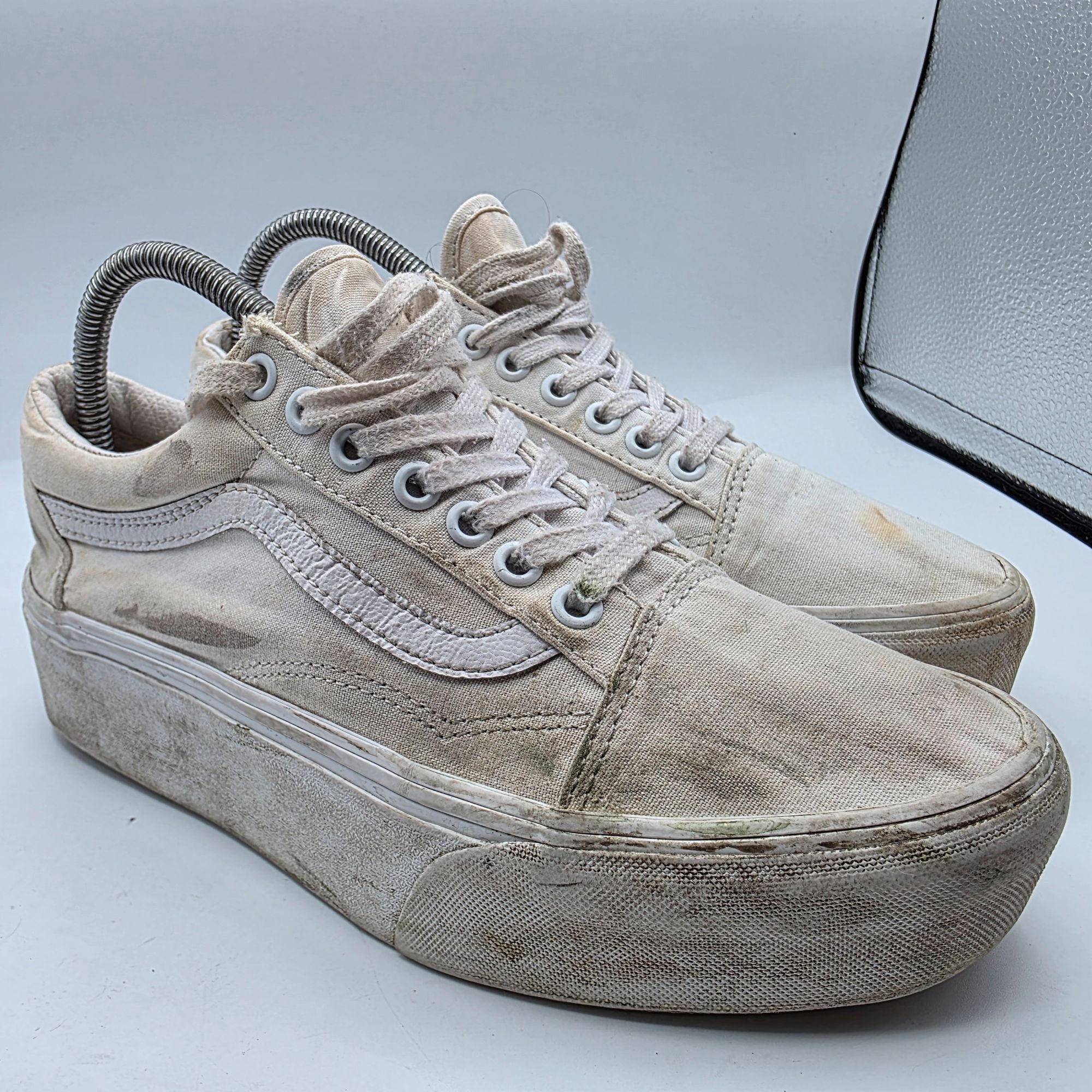 Vans Vans Old Skool Platform Womens Size 8.5 Triple White Athleti Size US 8.5 / IT 38.5 - 1 Thumbnail