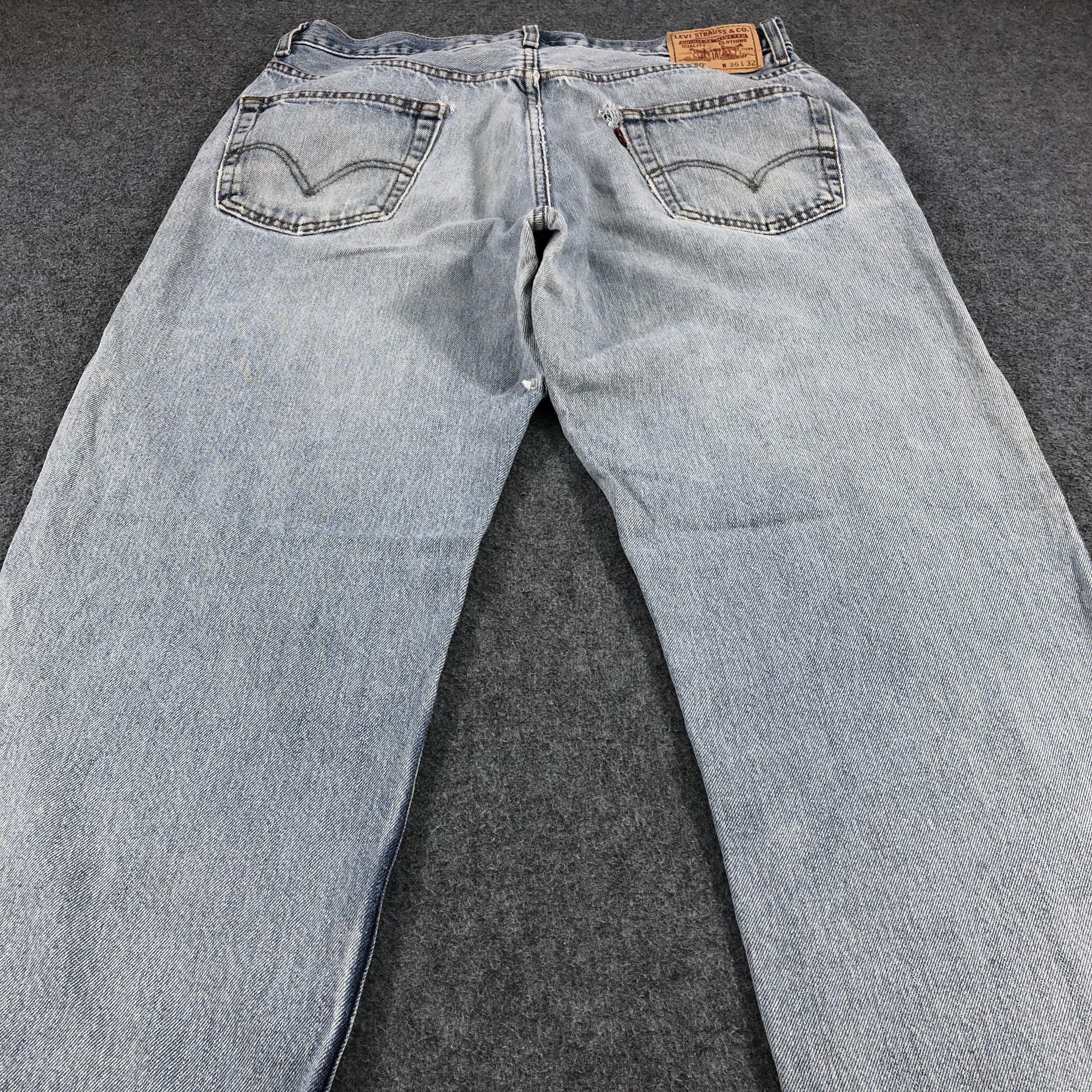Levi's Distressed Vintage Levis 550 Jeans Light Washed Denim-J996 Size US 35 - 4 Thumbnail