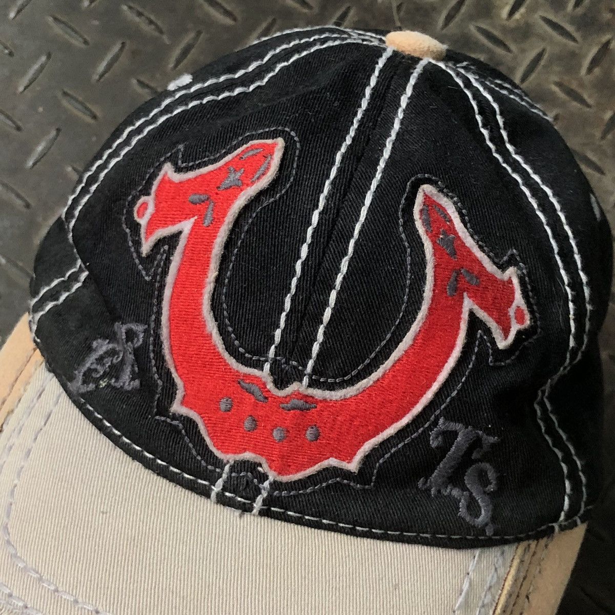 True Religion 🚫 SOLD 🚫 Vintage True Religion Big Logo Hat Size ONE SIZE - 3 Thumbnail