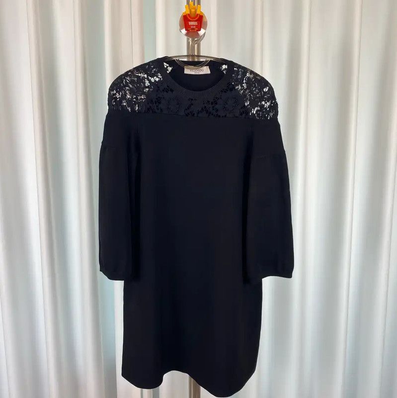 Valentino Valentino Black Knit Dress with Lace Details 0089 Size M / US 6-8 / IT 42-44 - 1 Thumbnail