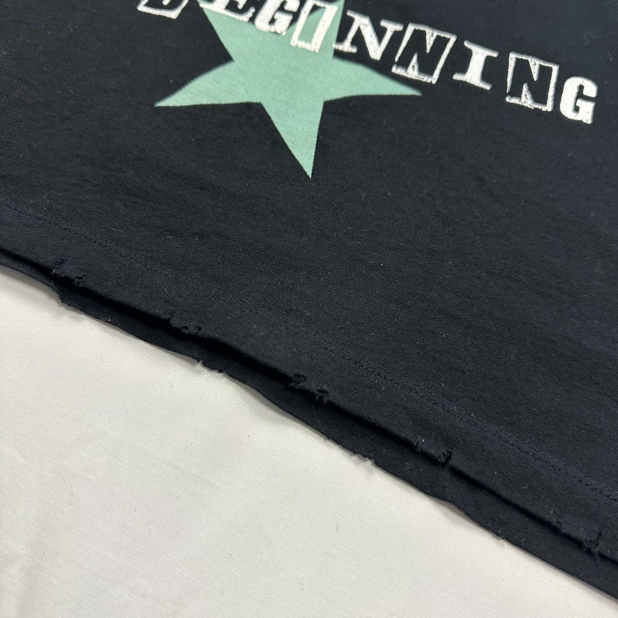Valentino SS20 Valentino x Jamie Reid Star Graphic Distressed Tee Punk Size US M / EU 48-50 / 2 - 7 Thumbnail