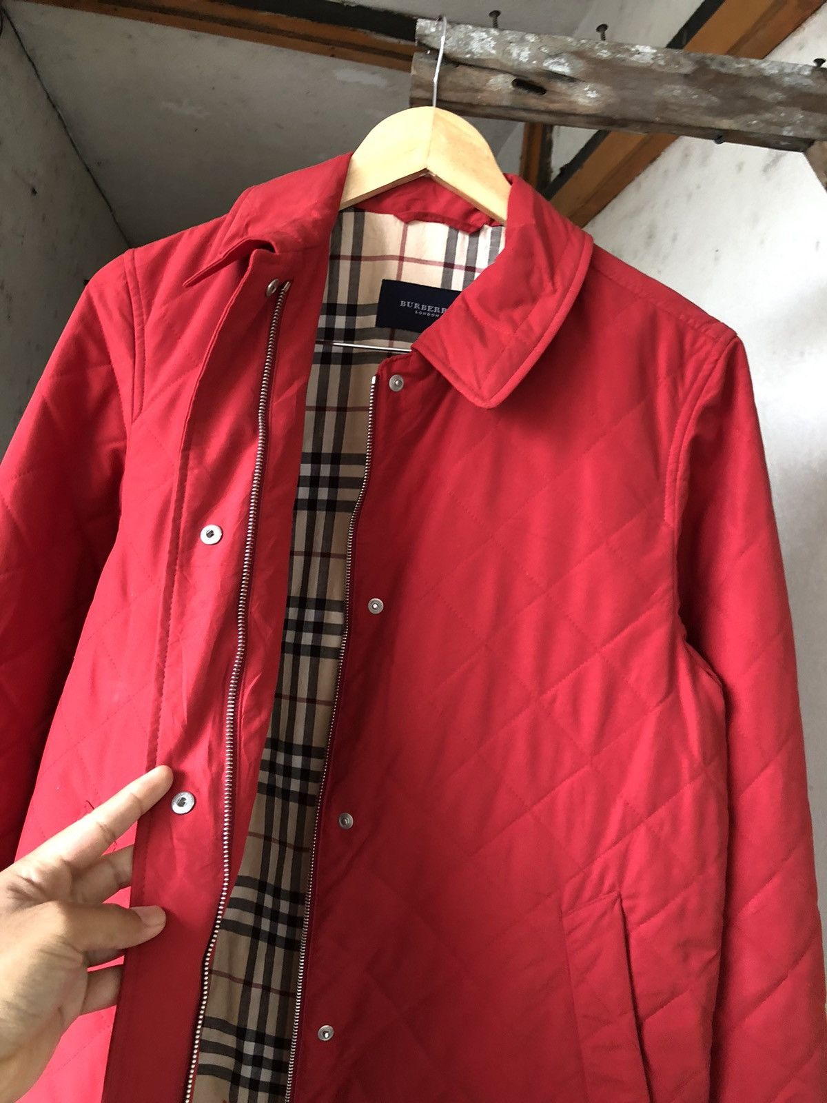Burberry Vintage 90s Burberry Light Puffer Jacket Size XS / US 0-2 / IT 36-38 - 7 Thumbnail