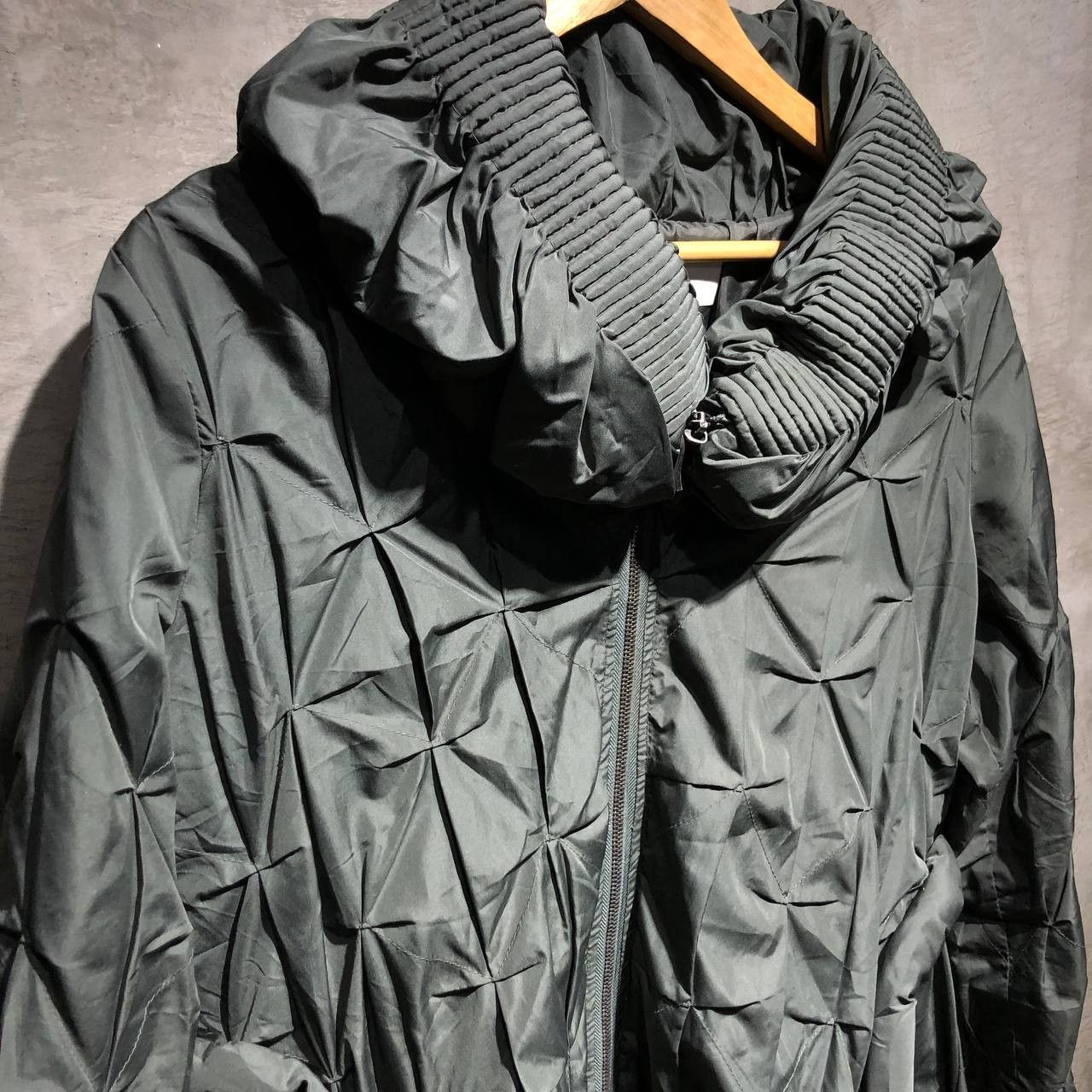 Lanvin Lanvin Avant Garde Geometric Pleated oversize jacket Size US L / EU 52-54 / 3 - 9 Thumbnail