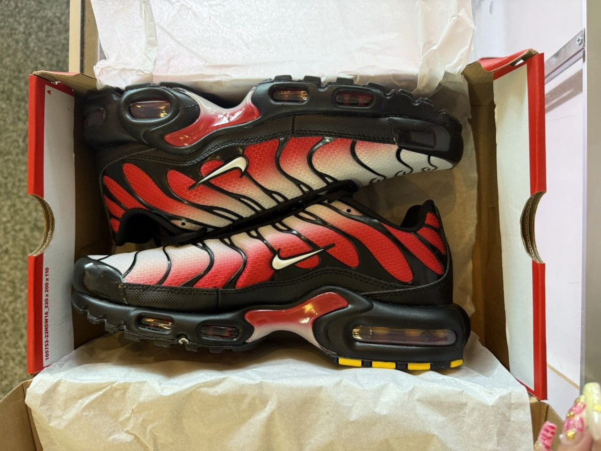 Nike Nike air max plus Size US 9.5 / EU 42-43 - 4 Thumbnail