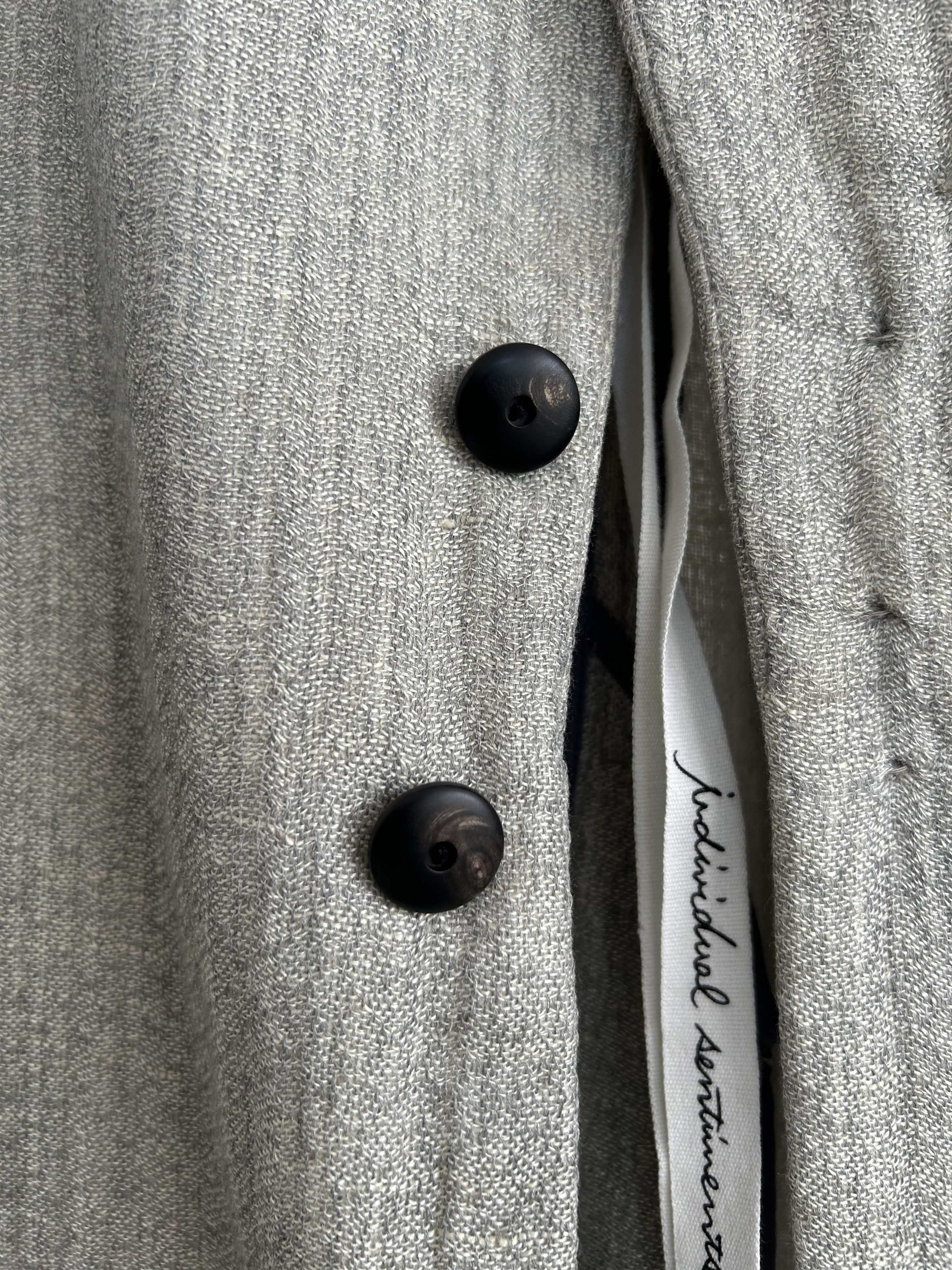 Individual Sentiments Shawl Collar Jacket in Silver (JK22) Size US M / EU 48-50 / 2 - 3 Thumbnail