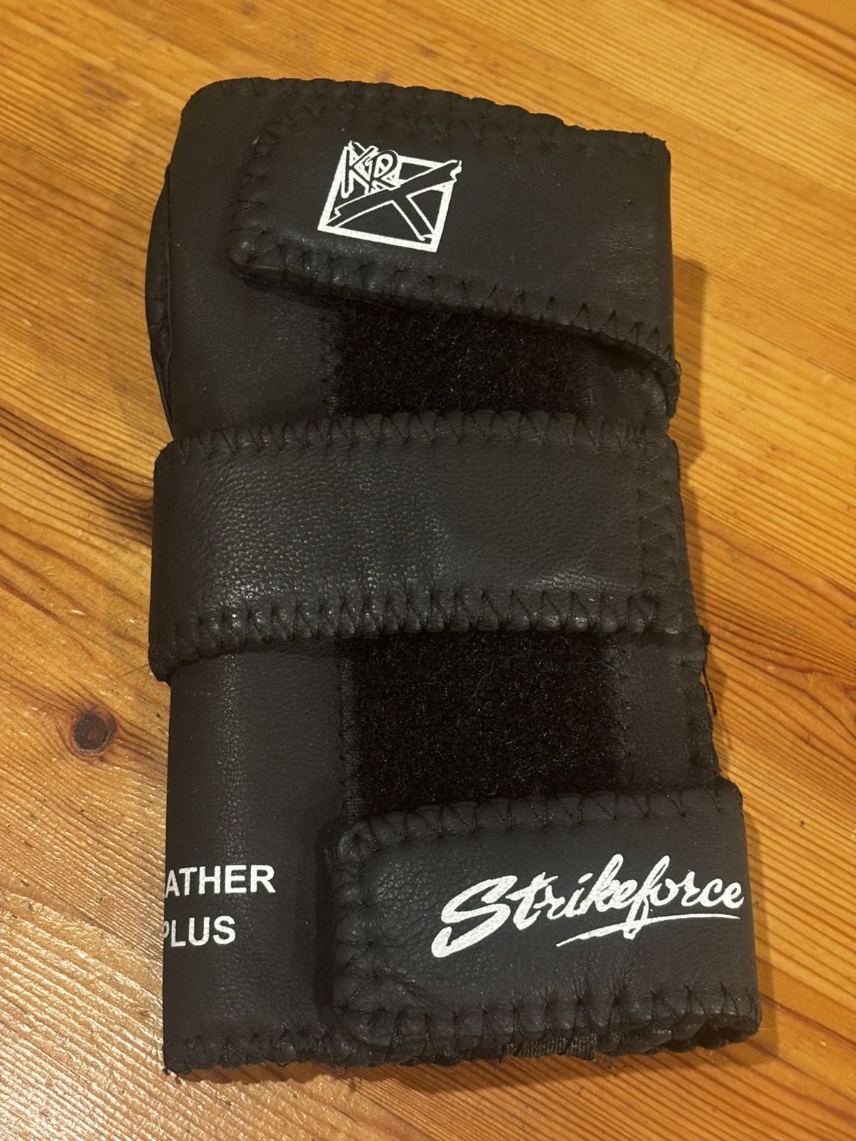 Other Leather Bowling Positioner Plus Size ONE SIZE - 10 Thumbnail