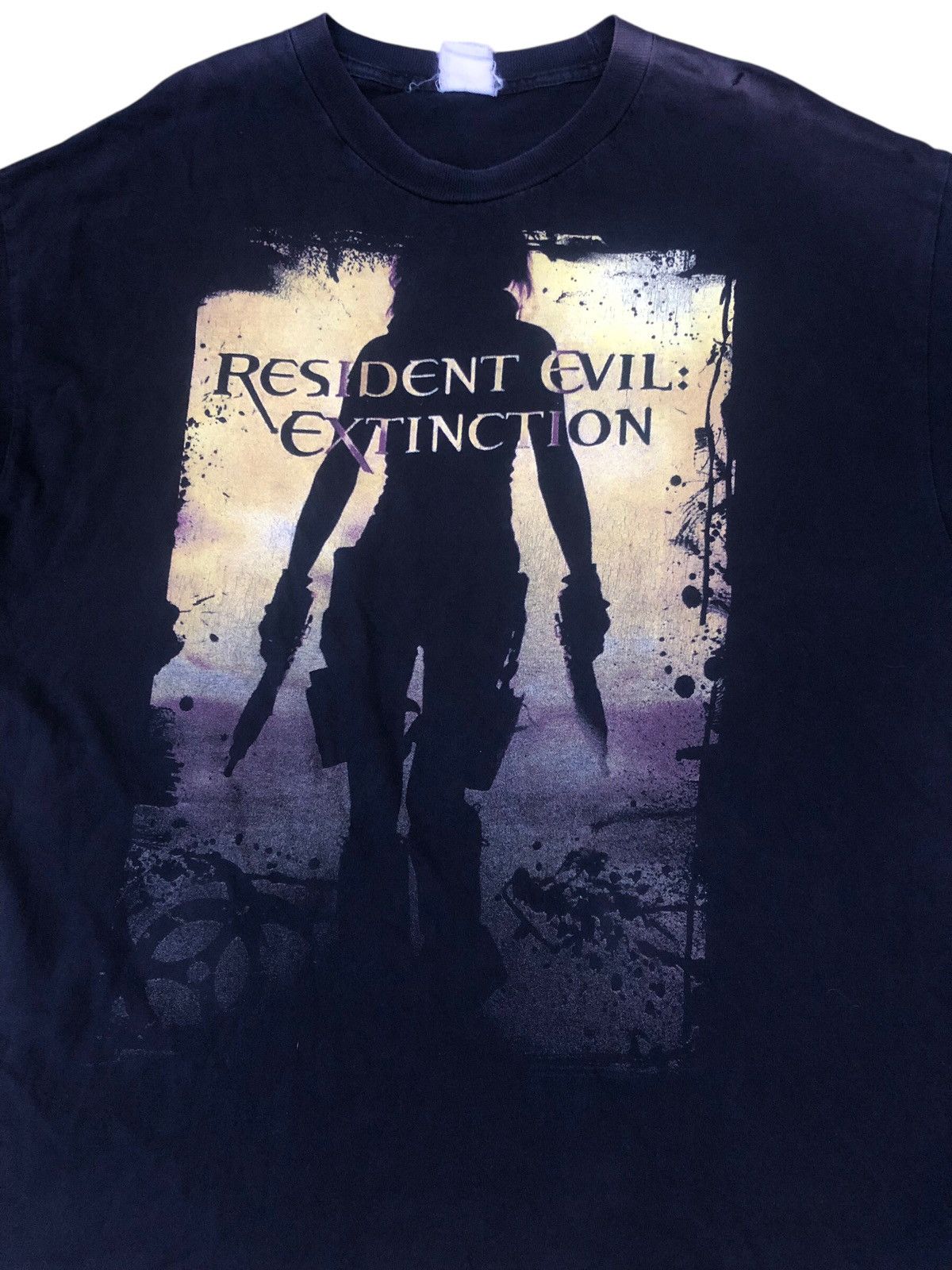 Other 🔥Vintage RESIDENT EVIL : EXTINCTION Movie Promo T-Shirt Size US L / EU 52-54 / 3 - 3 Thumbnail