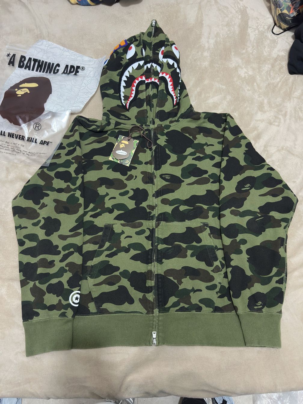Bape A Bathing Ape Camo Shark Hoodie Size XXL Size US XXL / EU 58 / 5 - 1 Thumbnail