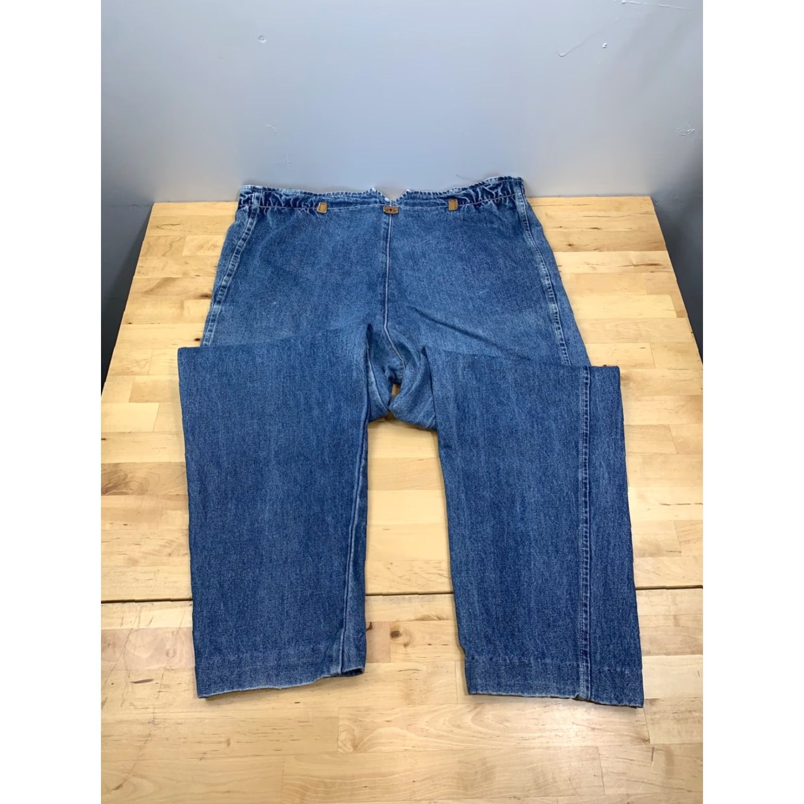 Vintage Sergio Valente Womens Jeans 11/12 High Rise Medium Wash Straight Blue Jeans Womens 11/12 Medium Wash 5838 Size 32" / US 10 / IT 46 - 4 Thumbnail