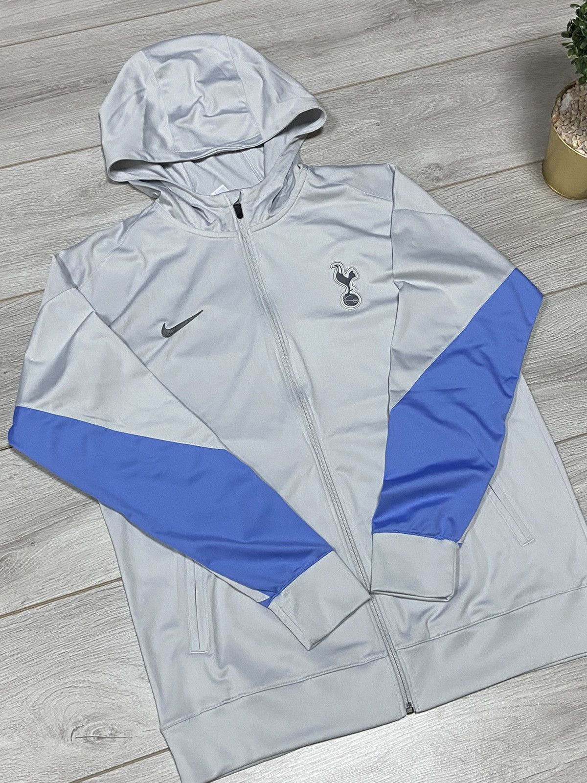 Nike Nike vintage soccer Tottenham zip hoodie track Size US L / EU 52-54 / 3 - 4 Thumbnail