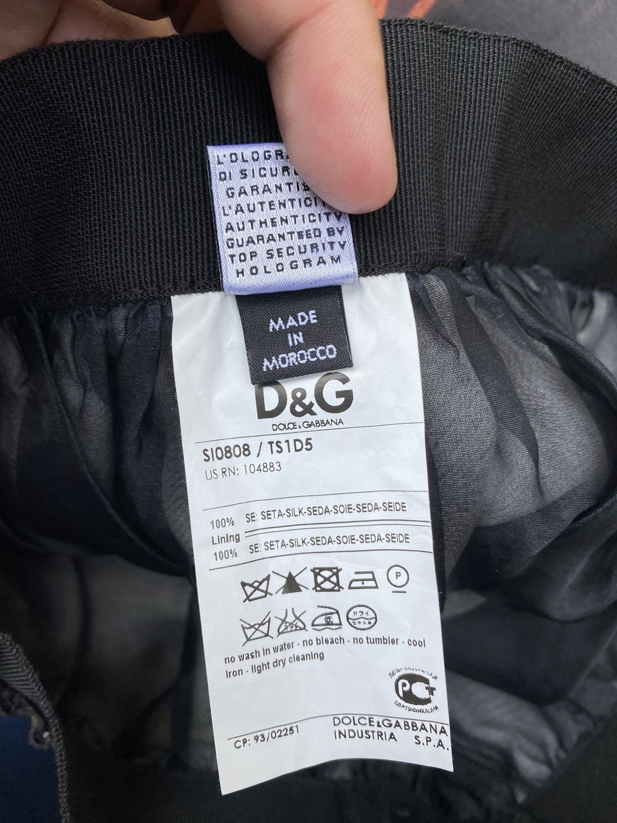 Dolce & Gabbana Alta Moda 2019- D&G- Leonidas at Thermopylae Print Skirt Size 27" / US 4 / IT 40 - 13 Thumbnail