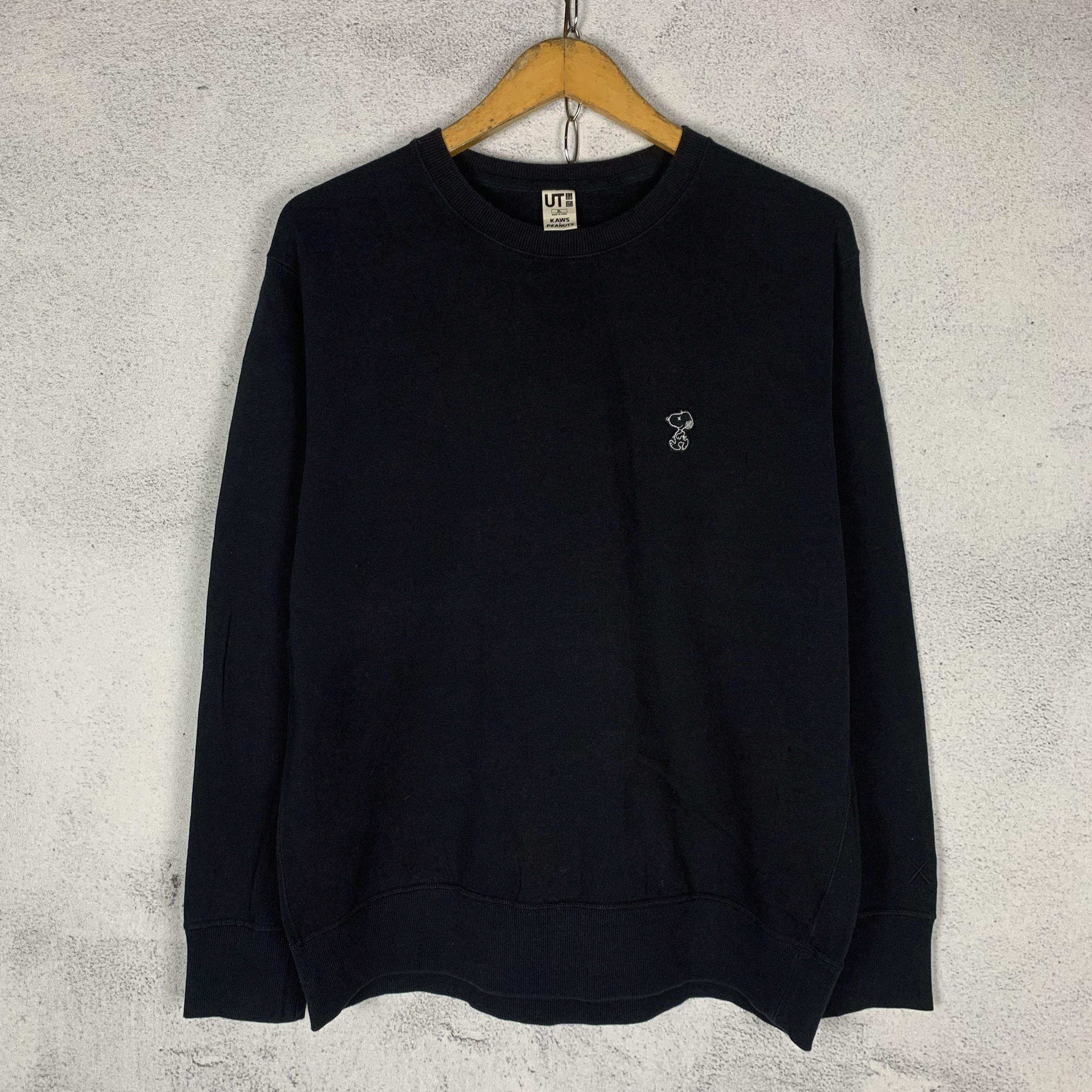 Kaws × Peanuts × Uniqlo Uniqlo x Kaws Sweatshirt Crewneck Size US M / EU 48-50 / 2 - 1 Thumbnail