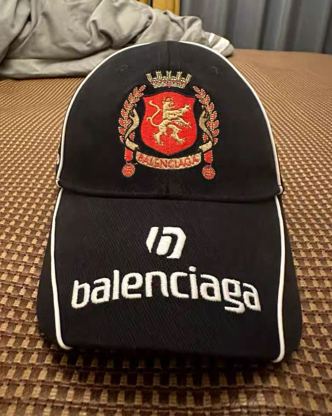 Balenciaga Balenciaga soccer cap | Grailed
