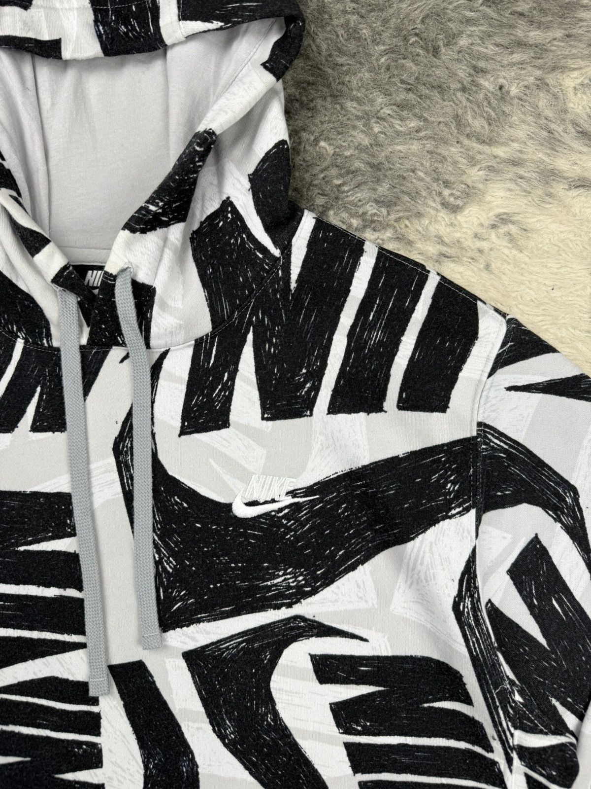 Nike NIKE AOP Swoosh Logo Crayon Style Streetwear Hoodie Size US S / EU 44-46 / 1 - 5 Thumbnail