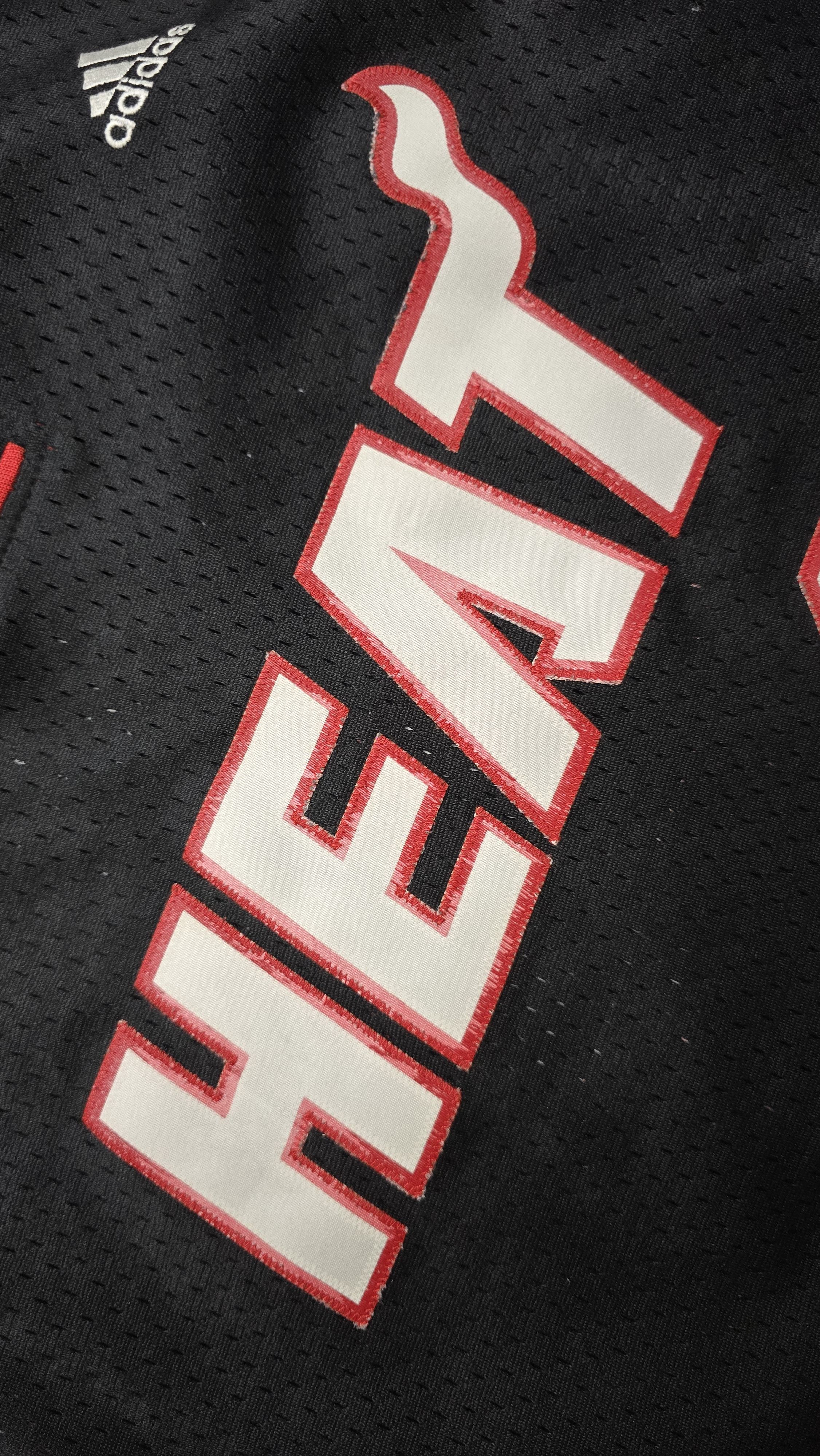Adidas Miami Heat Dwyane Wade #3 Basketball Jersey Size US M / EU 48-50 / 2 - 10 Thumbnail