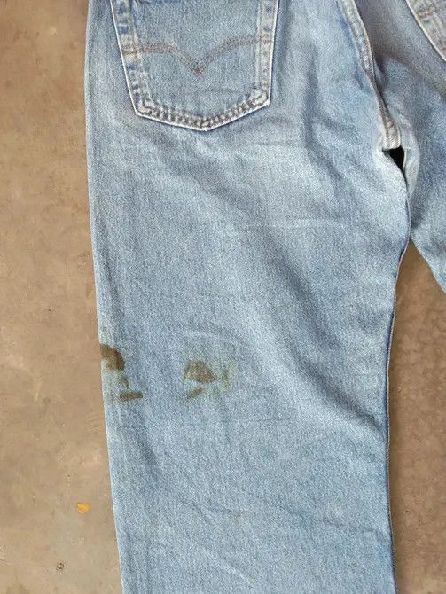 Levi's 90s Vintage Levi's 501 Made In USA Dirty Distressed Jeans Size US 34 / EU 50 - 5 Thumbnail