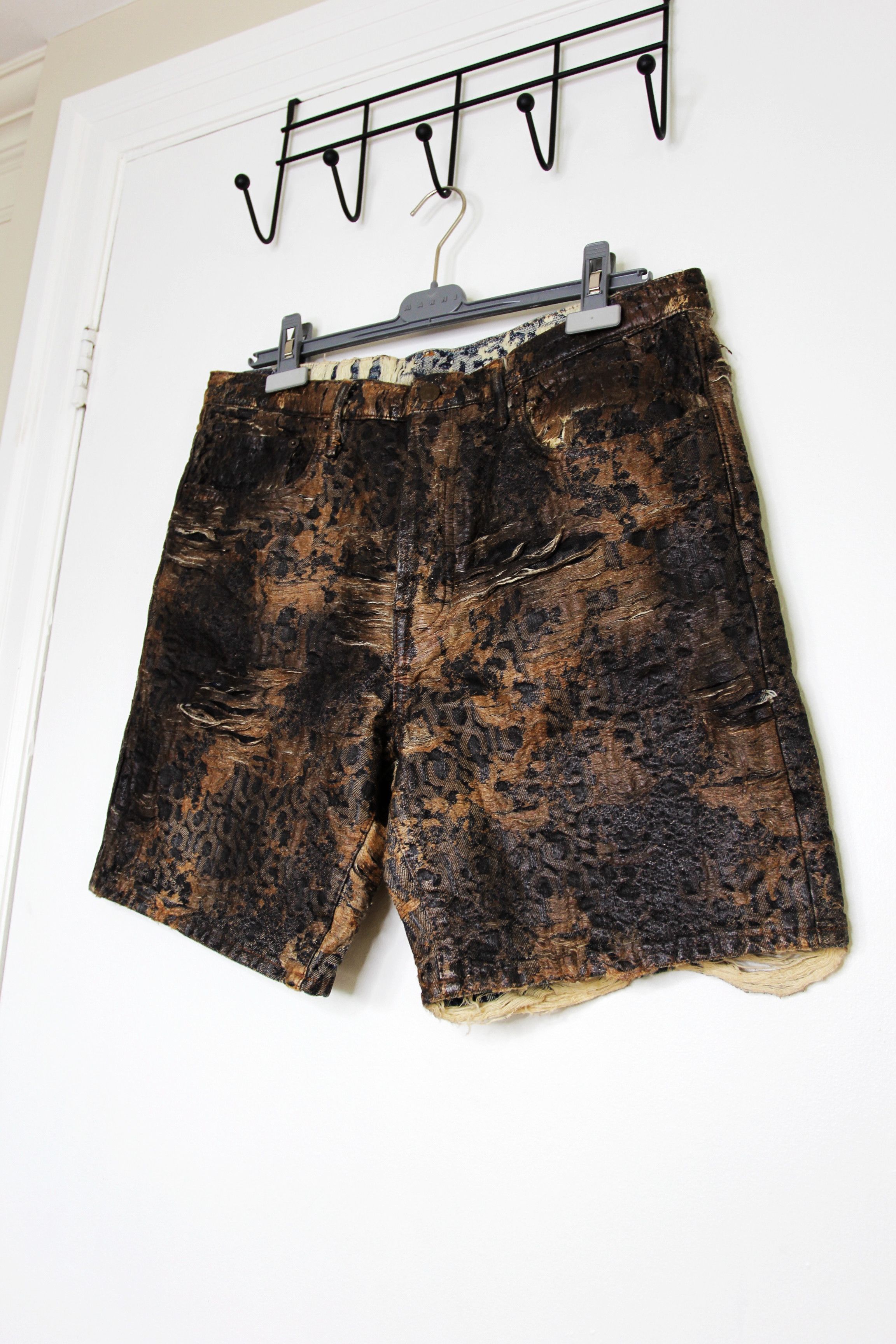 Acne Studios BNWT SS25 ACNE STUDIOS LOOSE FIT DENIM MONOGRAM SHORTS 46 Size US 30 / EU 46 - 5 Thumbnail