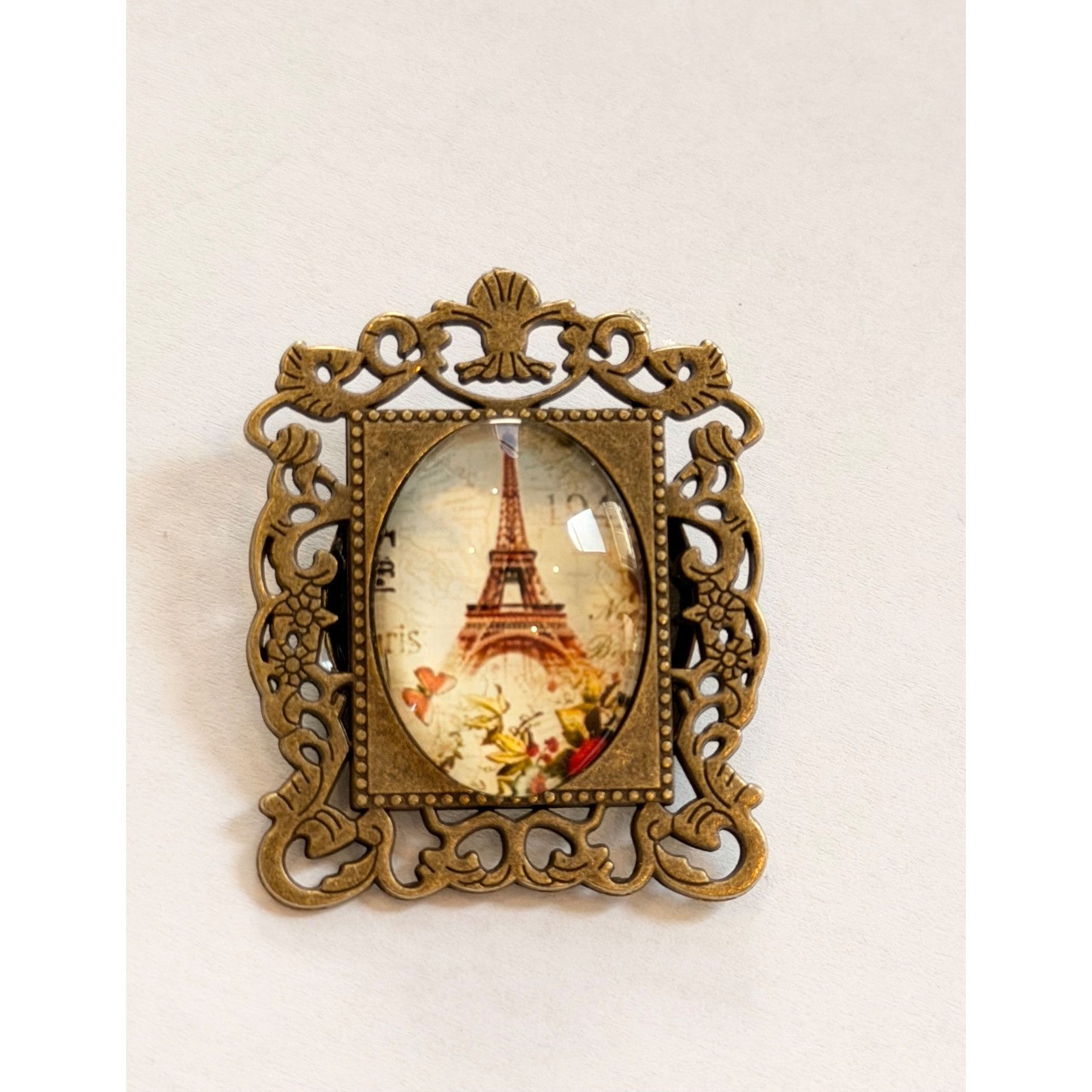 Other Vintage-Style Eiffel Tower Brooch With Ornate Bronze Frame A Size ONE SIZE - 1 Thumbnail