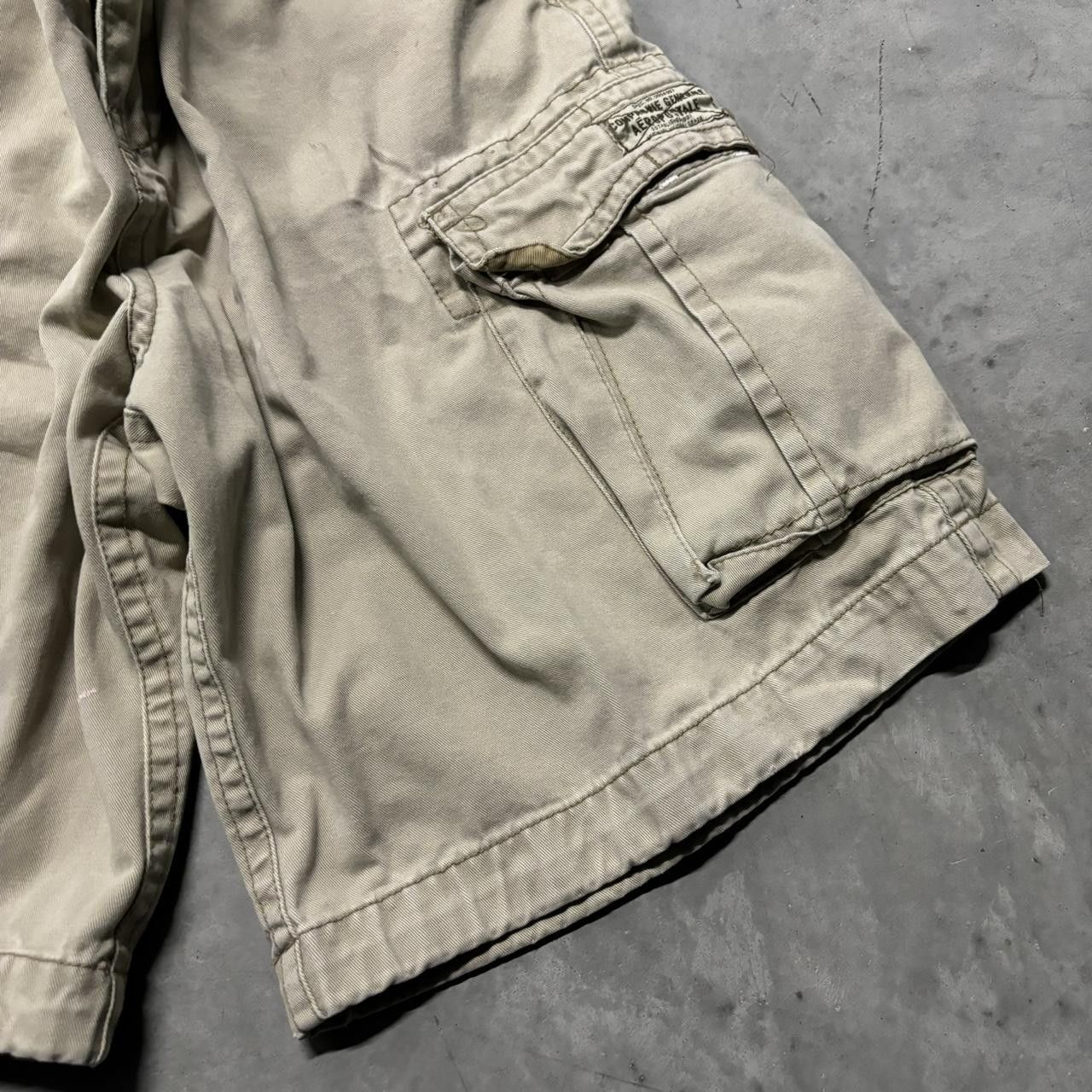 Japanese Brand × Vintage Crazy Vintage Y2K/2000s Baggy Cream Skater Style Cargo Shorts! Size US 38 / EU 54 - 4 Thumbnail