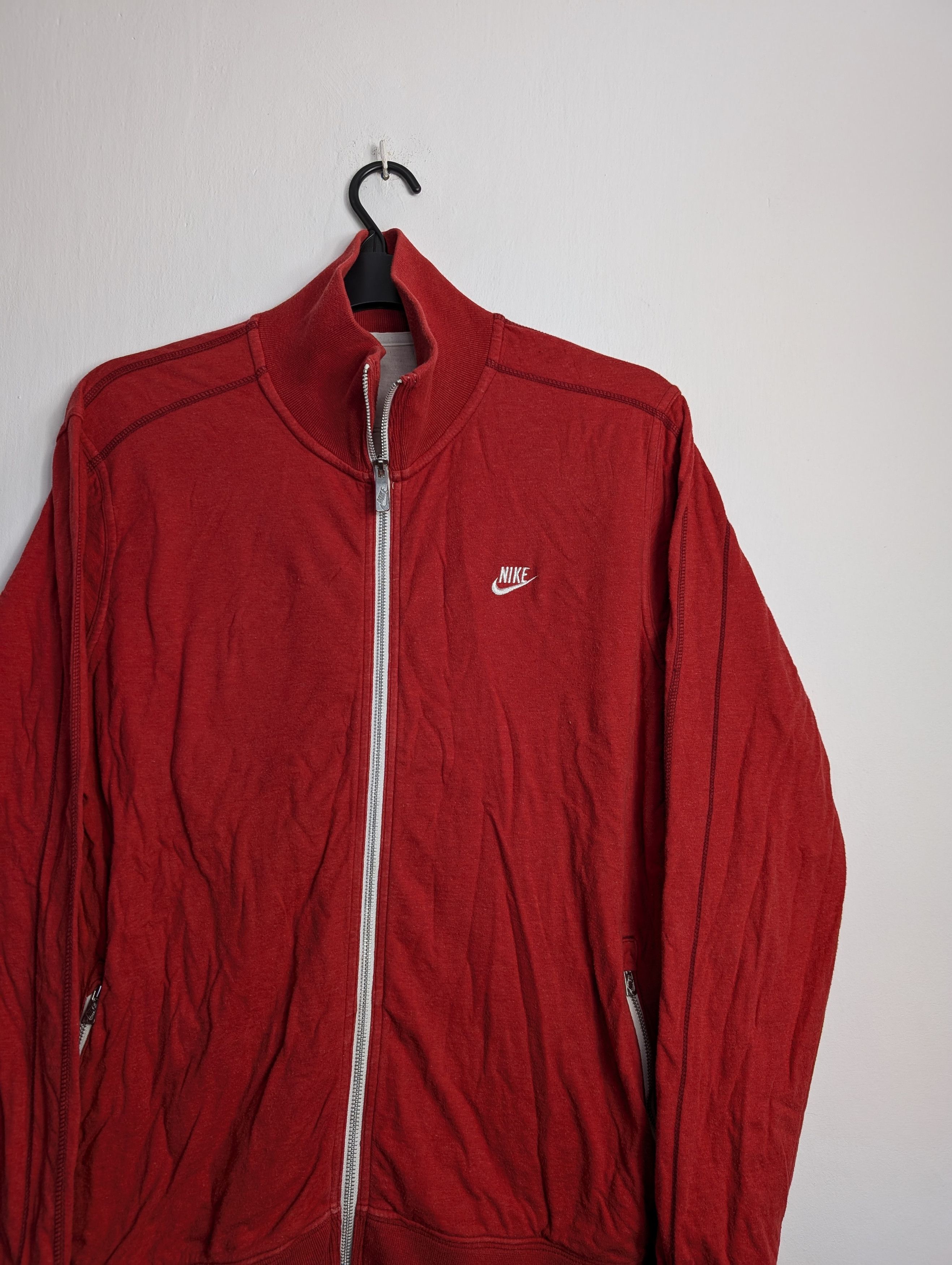 Nike Nike Men's Red Swoosh Zip-Up Hoodie Vintage Football Size US XL / EU 56 / 4 - 2 Thumbnail