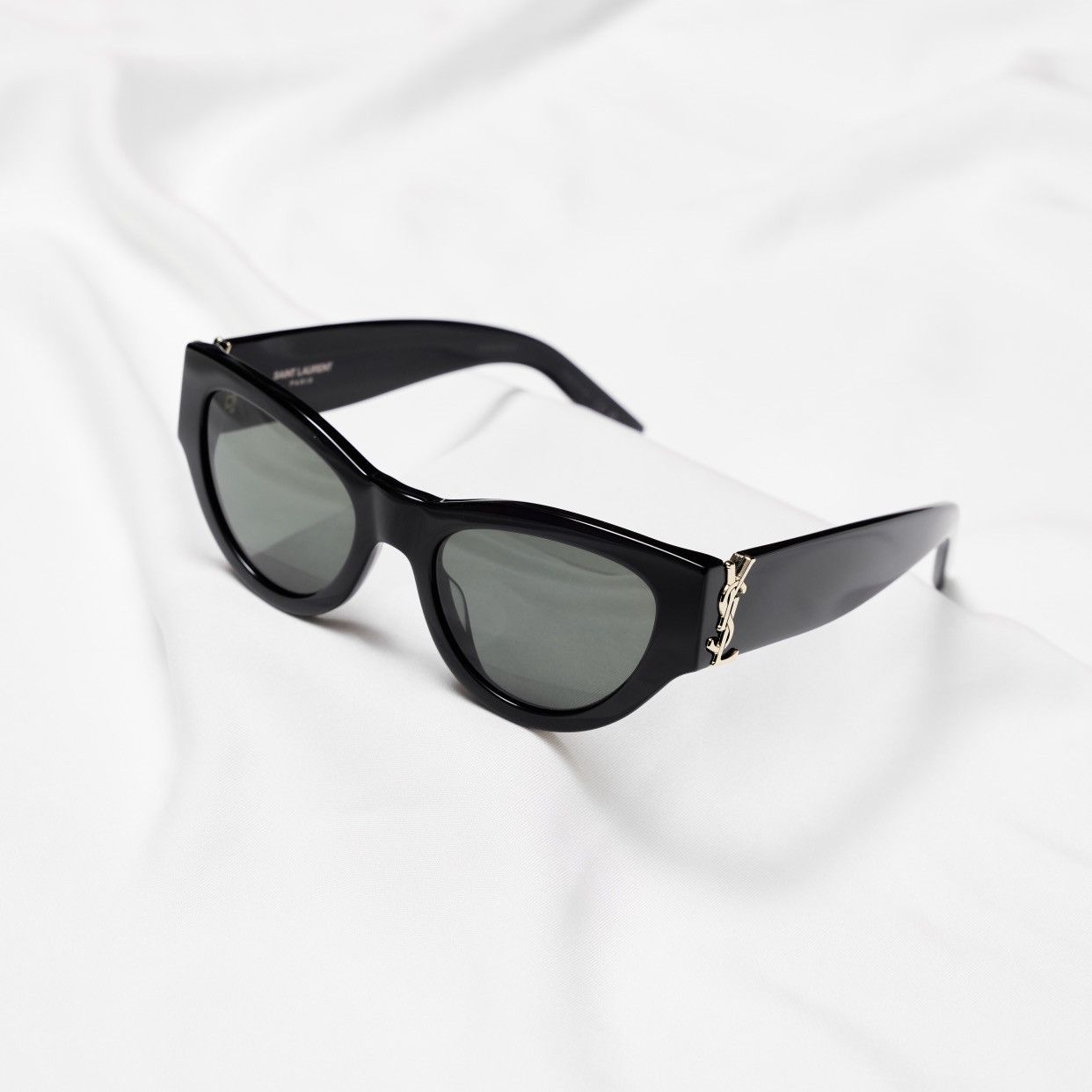 Saint Laurent Paris SAINT LAURENT SL M94 001 SUNGLASSES Size ONE SIZE - 1 Thumbnail