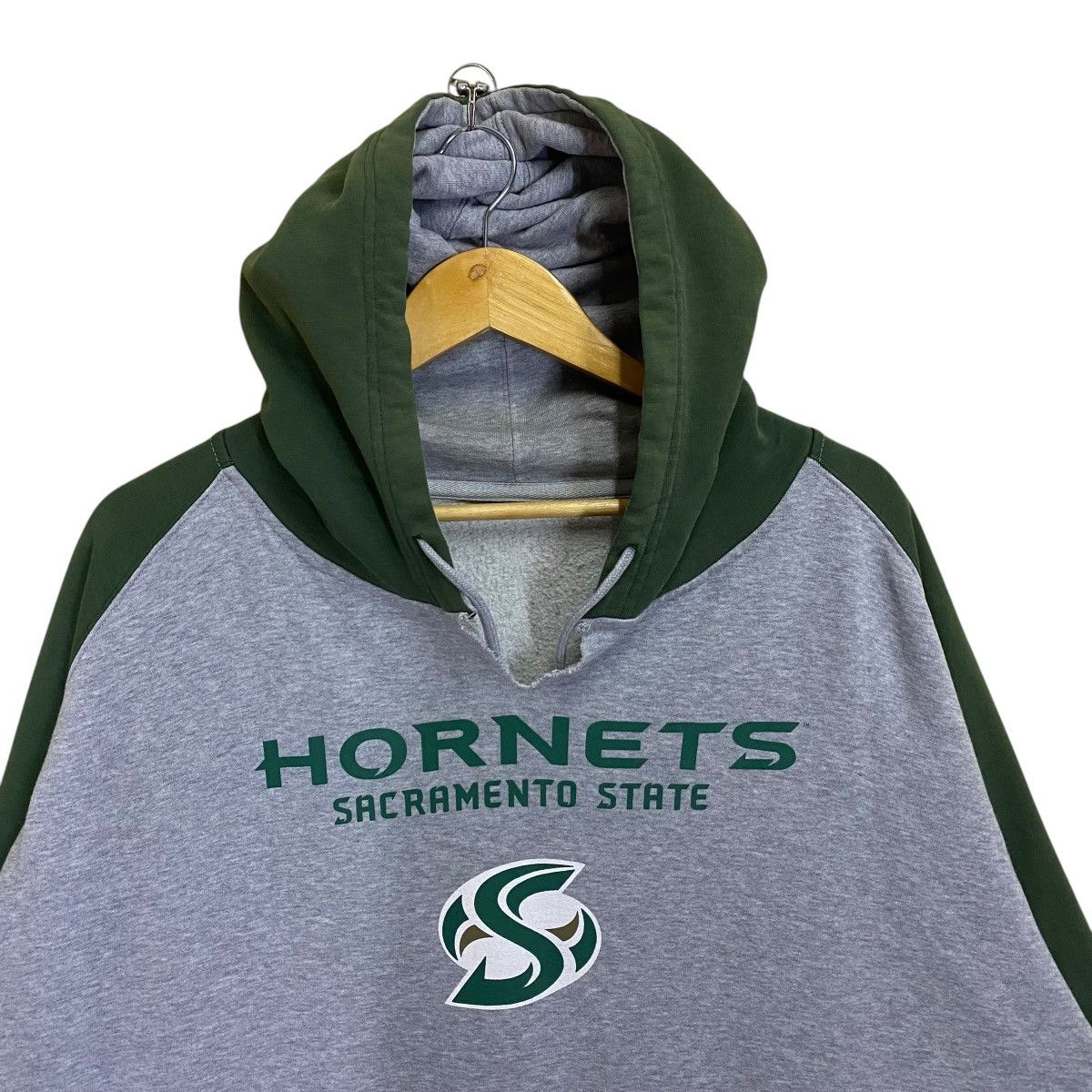 NFL The Sacramento State Hornets Football Pullover Hoodie Baggy Size US XL / EU 56 / 4 - 4 Thumbnail