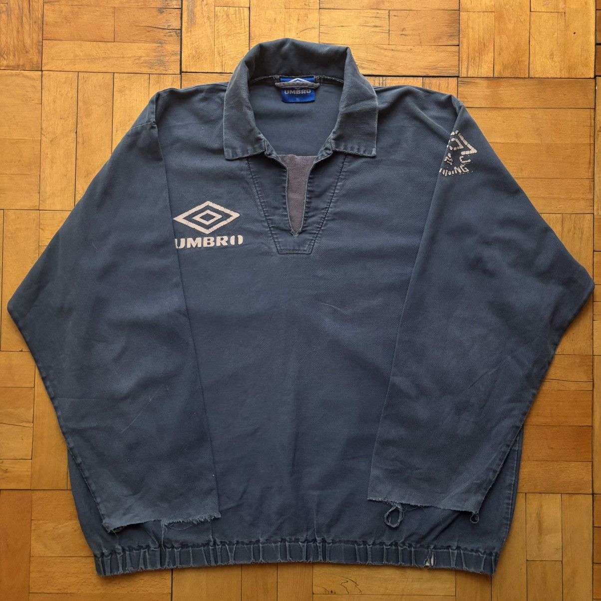 Umbro Vintage 90s UMBRO Pullover Boxy Fit Archive Distressed Size US XL / EU 56 / 4 - 2 Thumbnail