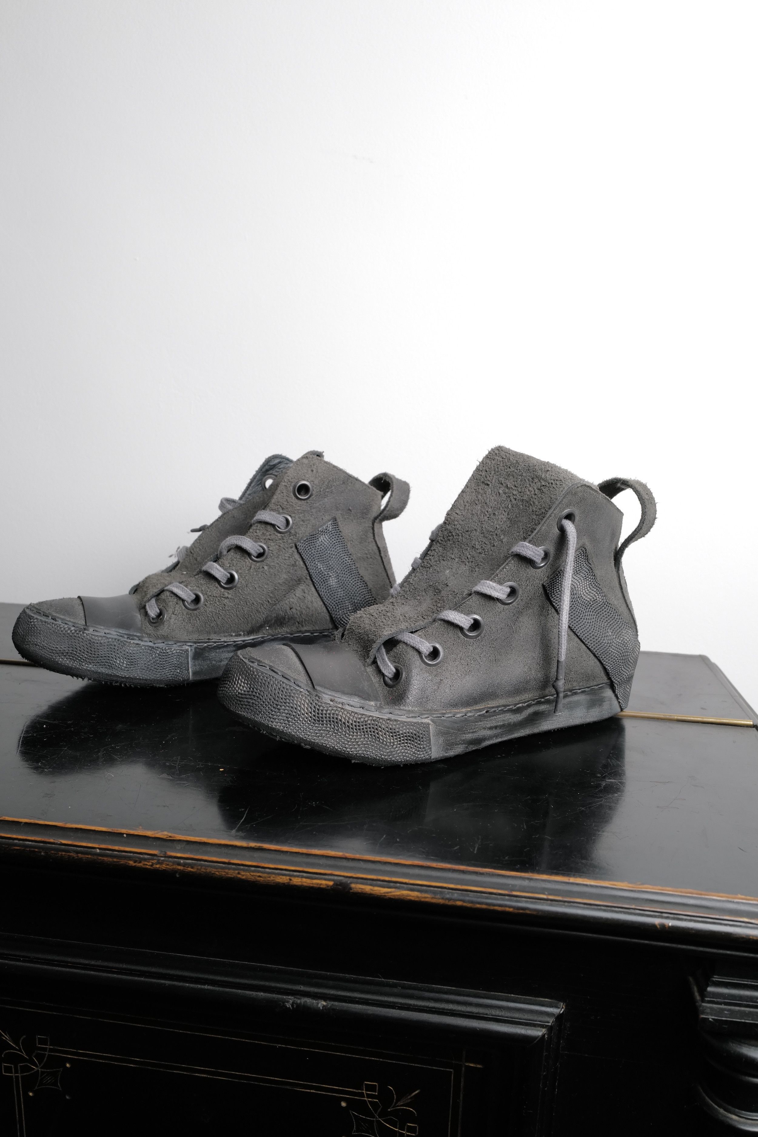 Other NUBUK LEATHER RUBERISED SHOES Size US 7 / EU 40 - 1 Thumbnail