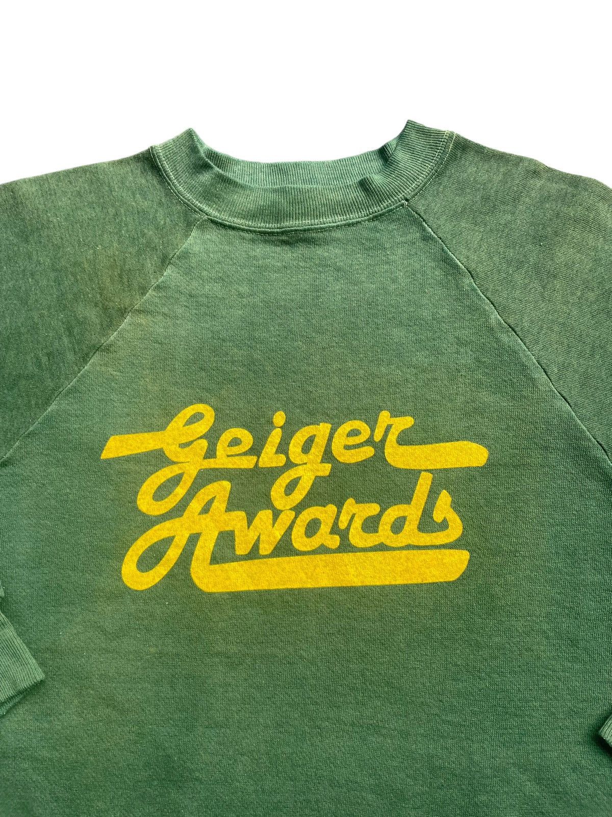 Vintage Vintage Geiger Awards Crewneck Size US L / EU 52-54 / 3 - 3 Thumbnail