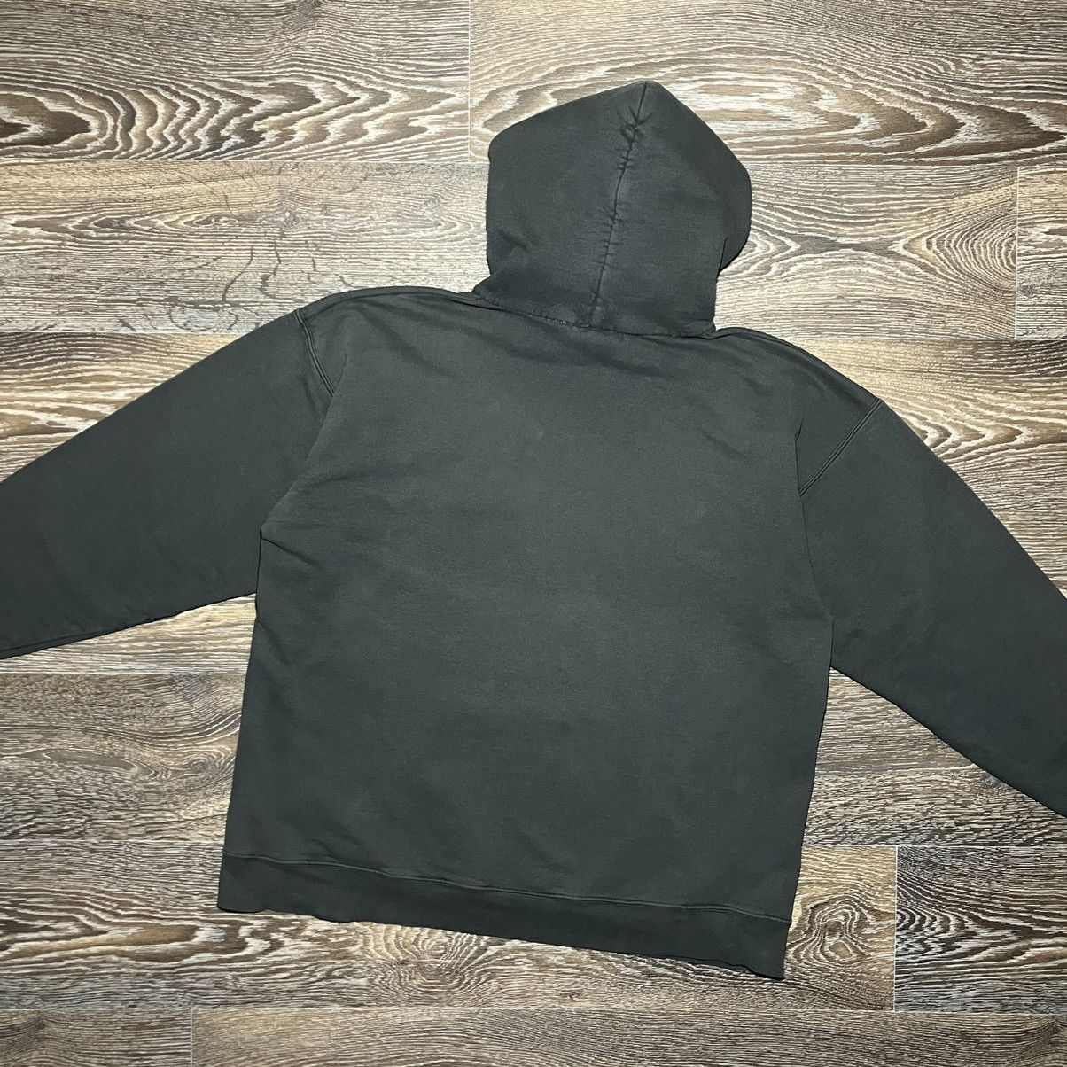 Thrasher Vintage Y2K THRASHER Pentagram Logo Destroyed Skate Hoodie Size US M / EU 48-50 / 2 - 5 Thumbnail