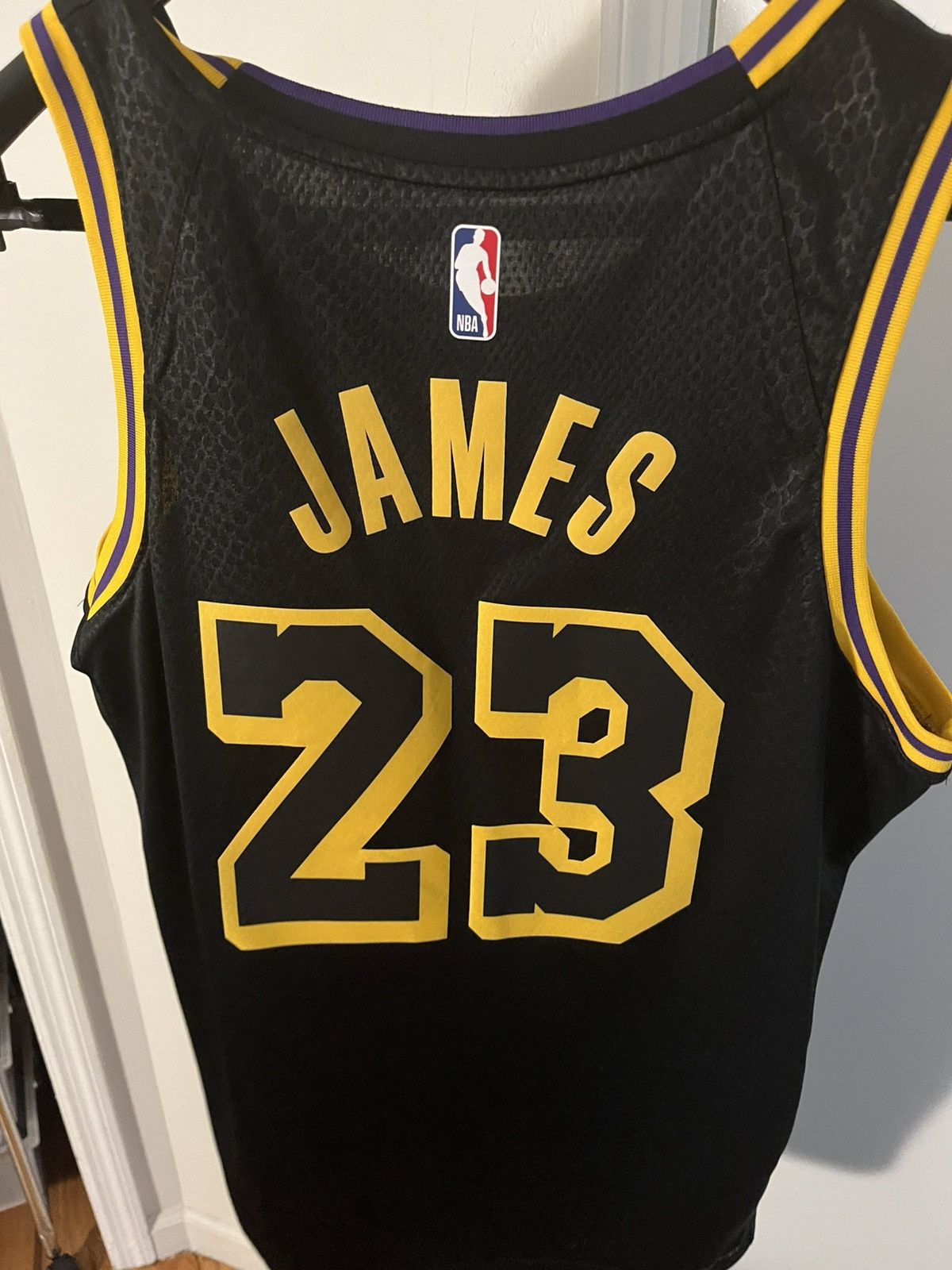 NBA Lebron James Leopard Lakers jersey Size US L / EU 52-54 / 3 - 2 Thumbnail