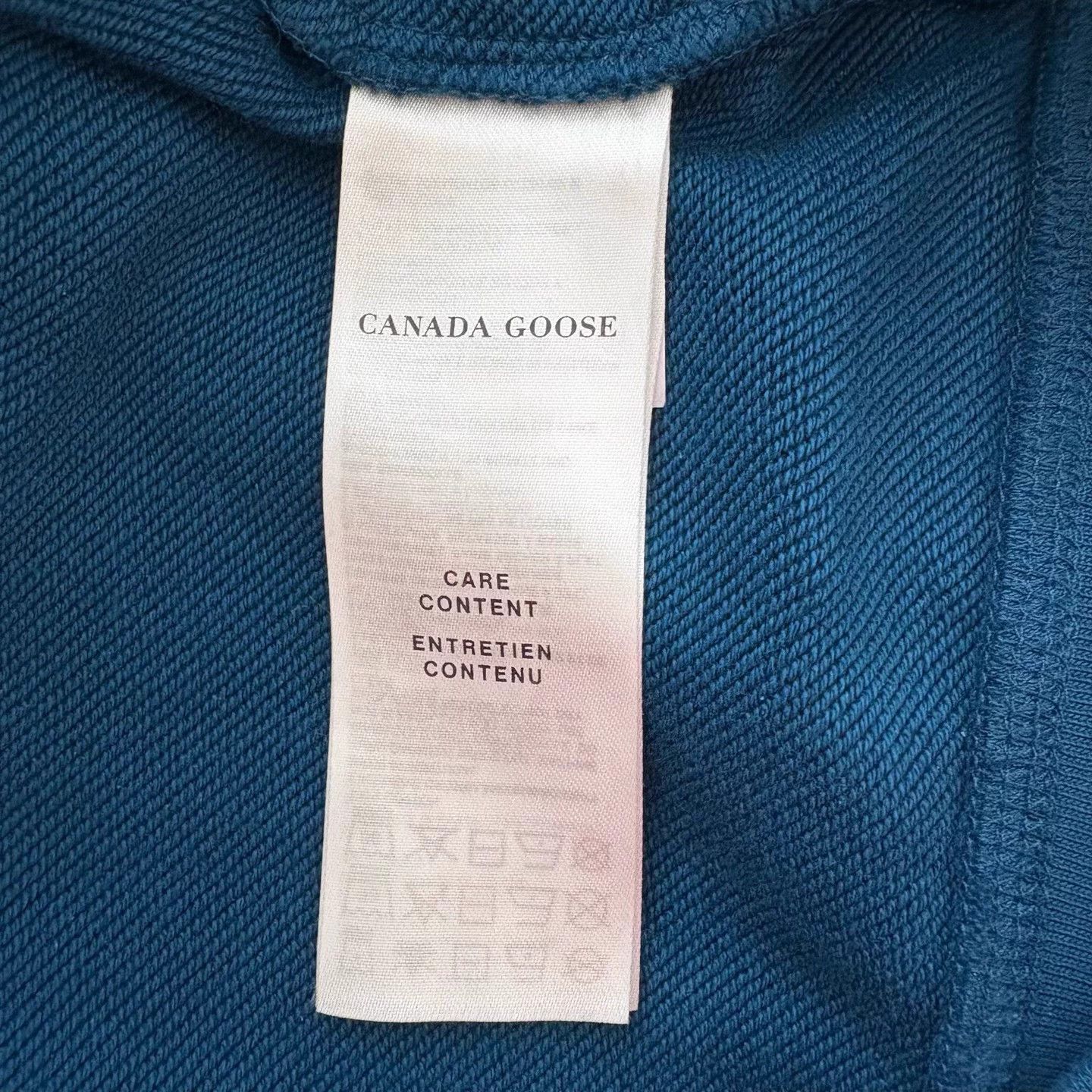 Canada Goose Canada Goose Blue Logo Embroidered Hoodie L Size US L / EU 52-54 / 3 - 7 Thumbnail