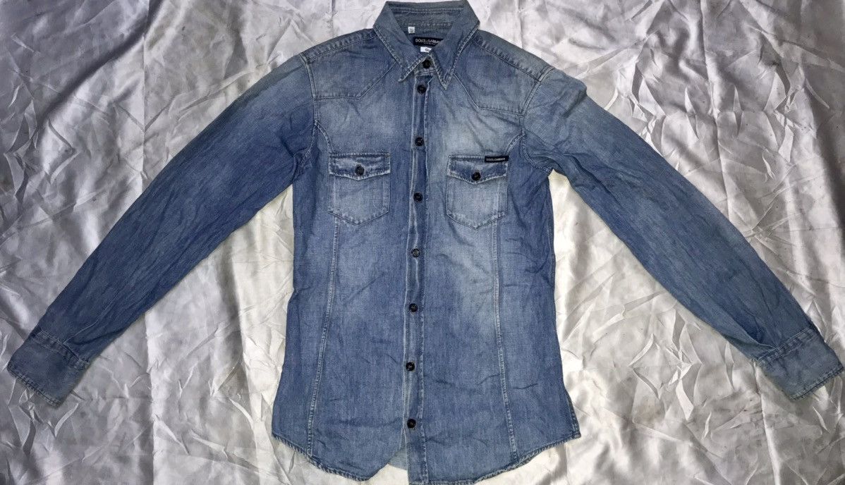Dolce & Gabbana Dolce & Gabbana Denim Shirt Size M / US 6-8 / IT 42-44 - 1 Thumbnail