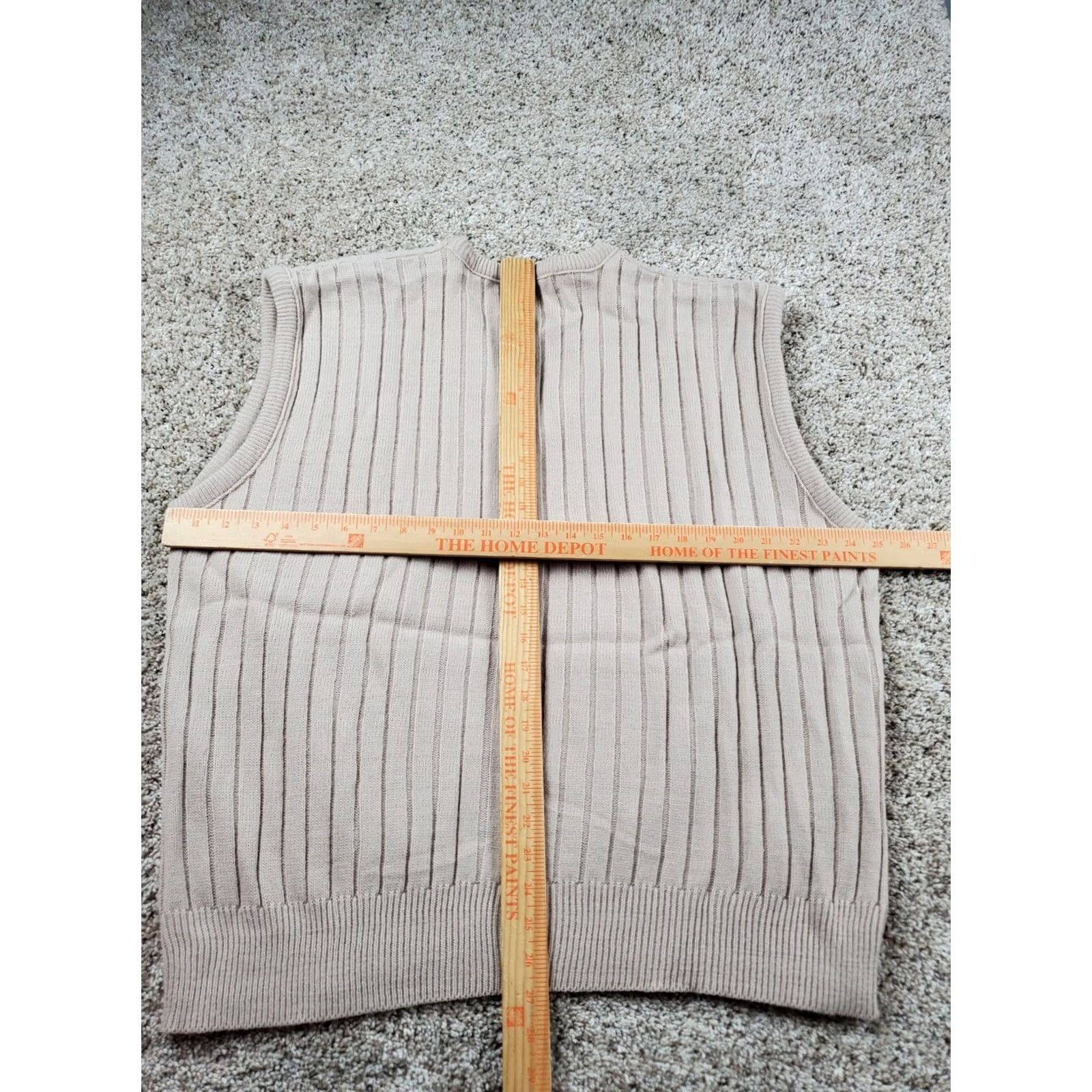 London Fog VINTAGE London Fog Sweater Vest 2XB Brown V-Neck Pullover Ribbed USA Made 80s Mens Big & Tall Brown Vest 90s Theme Pullover Knit Mock Neck? Size US XXL / EU 58 / 5 - 5 Thumbnail