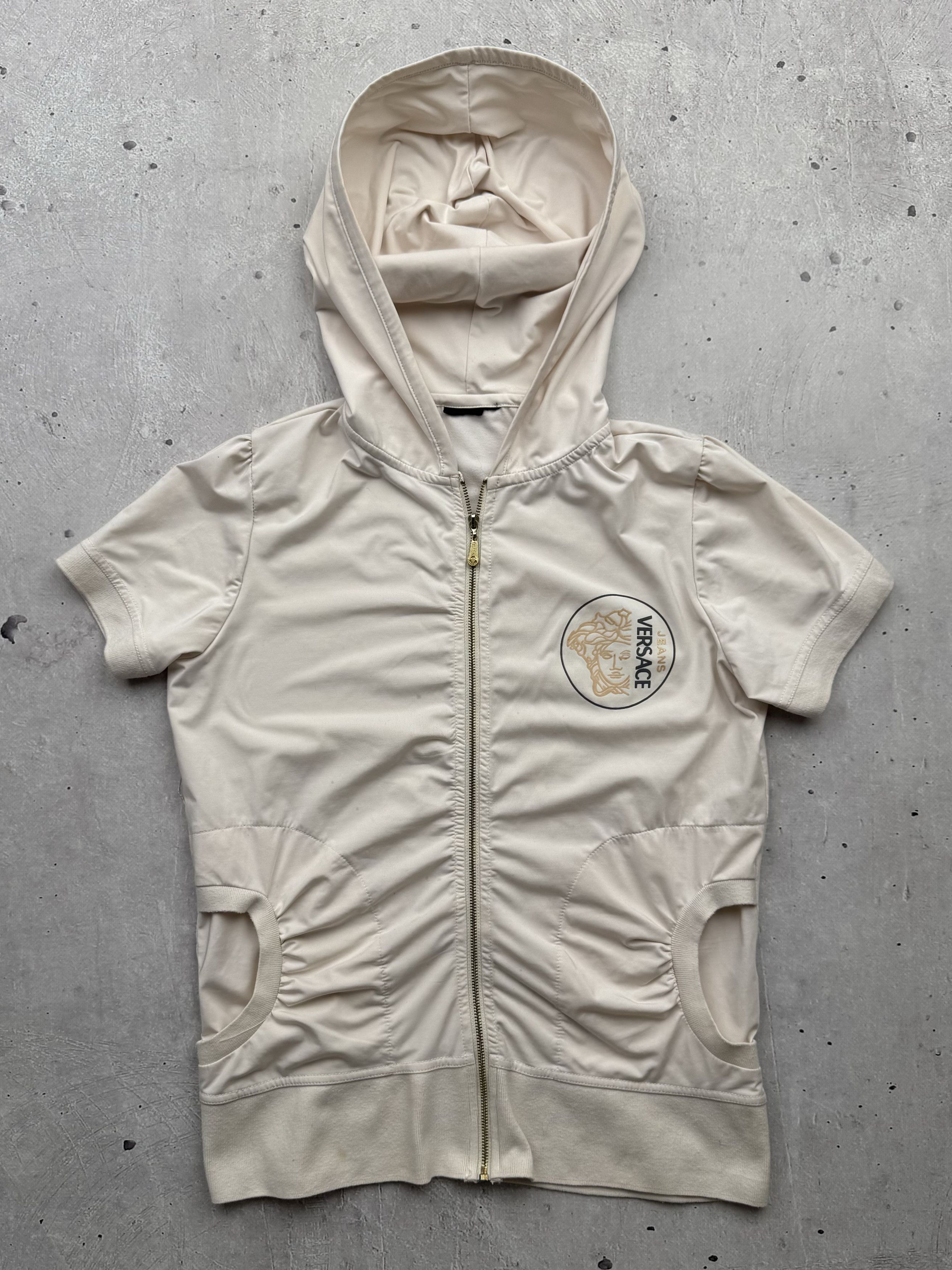 Versace × Vintage Versace Jeans Couture Vintage Short-Sleeve Hoodie Size M / US 6-8 / IT 42-44 - 1 Thumbnail